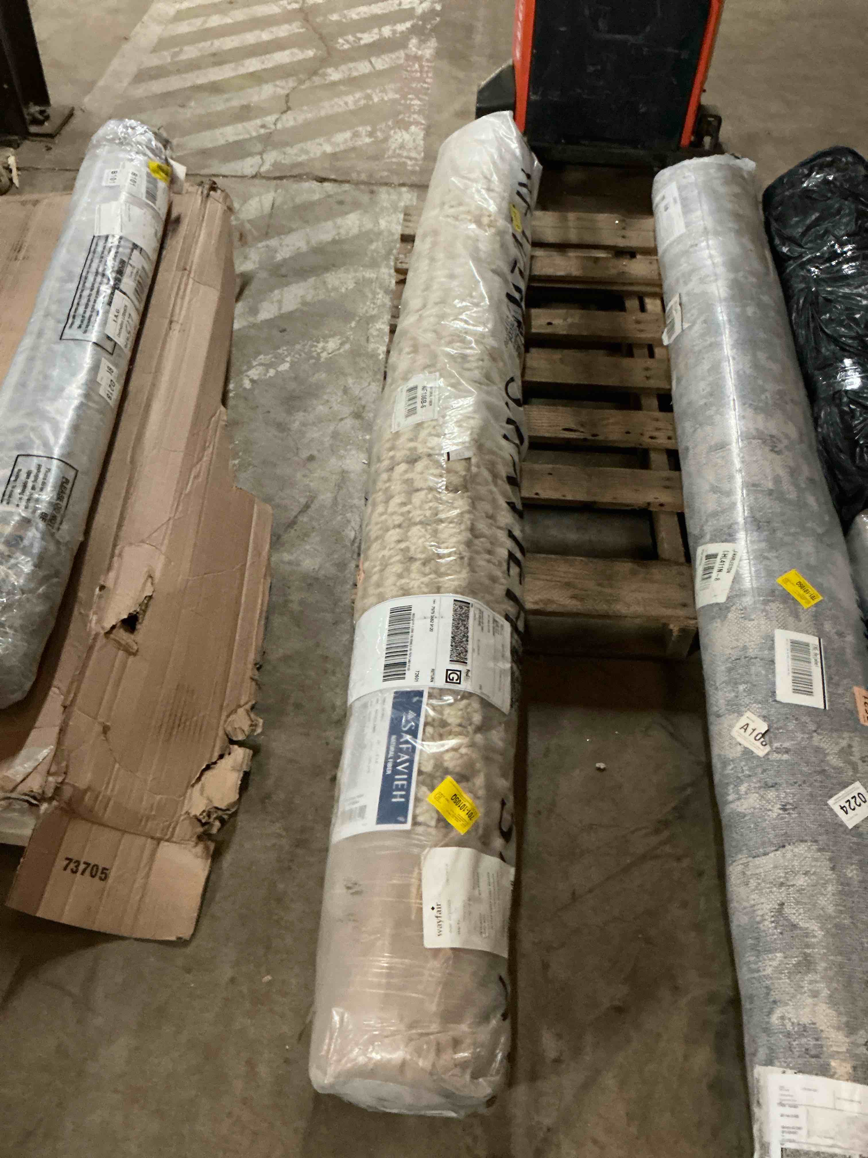 Condition photo showing Good Condition for Crick Hand-Loomed Jute Indoor Rug