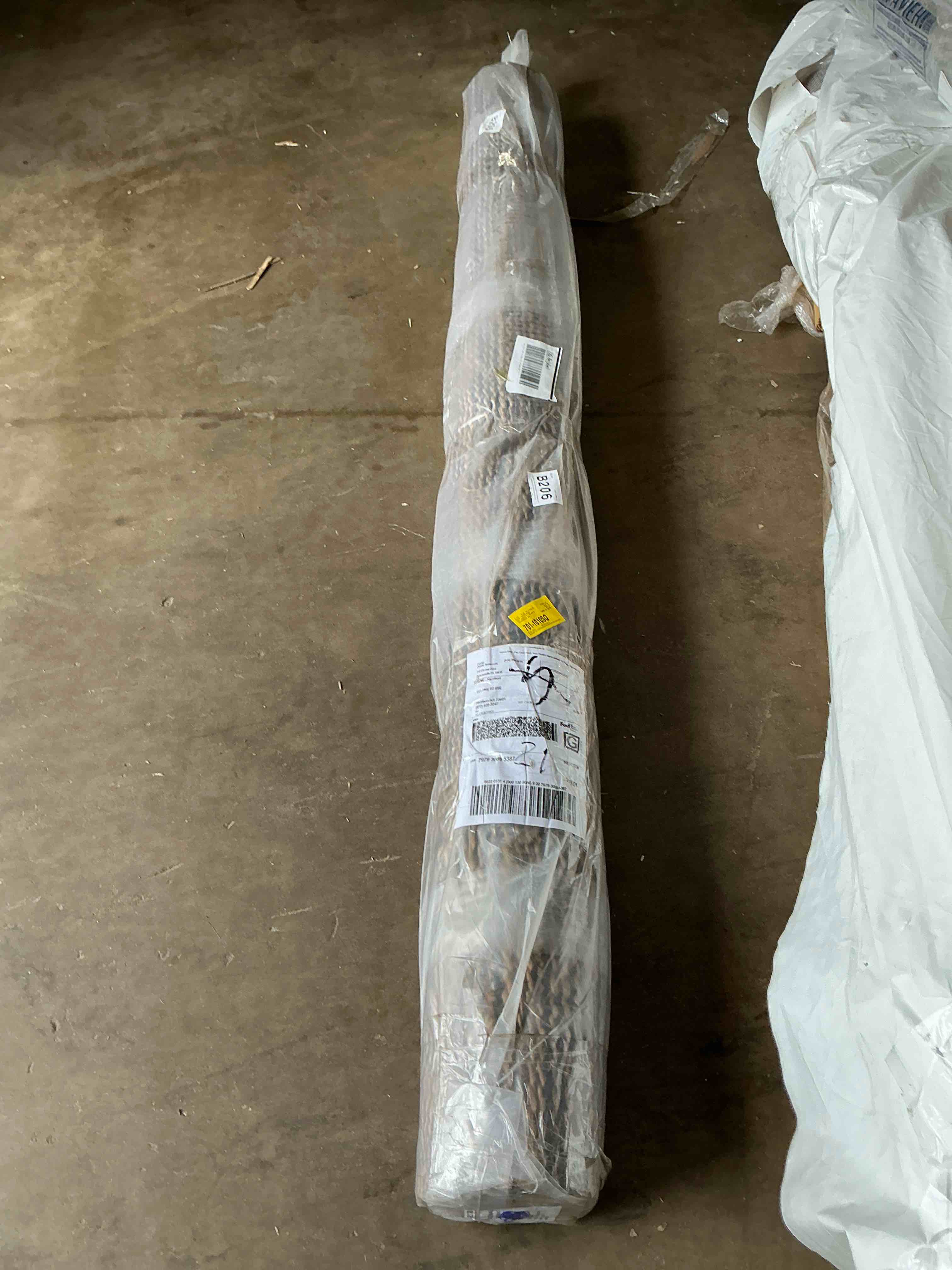 Condition photo showing Good Condition for Striped Black/Natural Handwoven Jute Rug