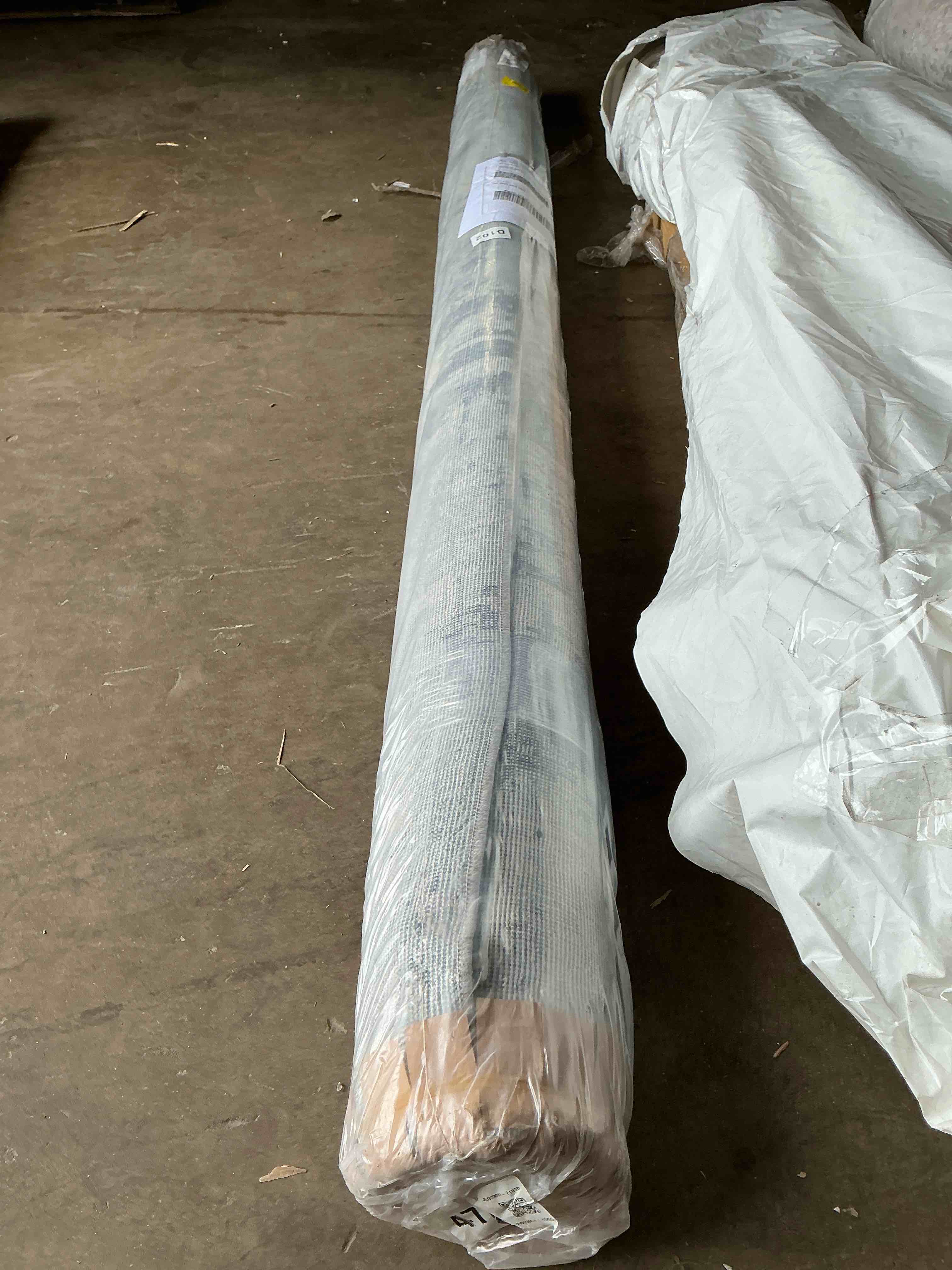 Condition photo showing Good Condition for Cosey Abstract Navy/Gray Area Rug