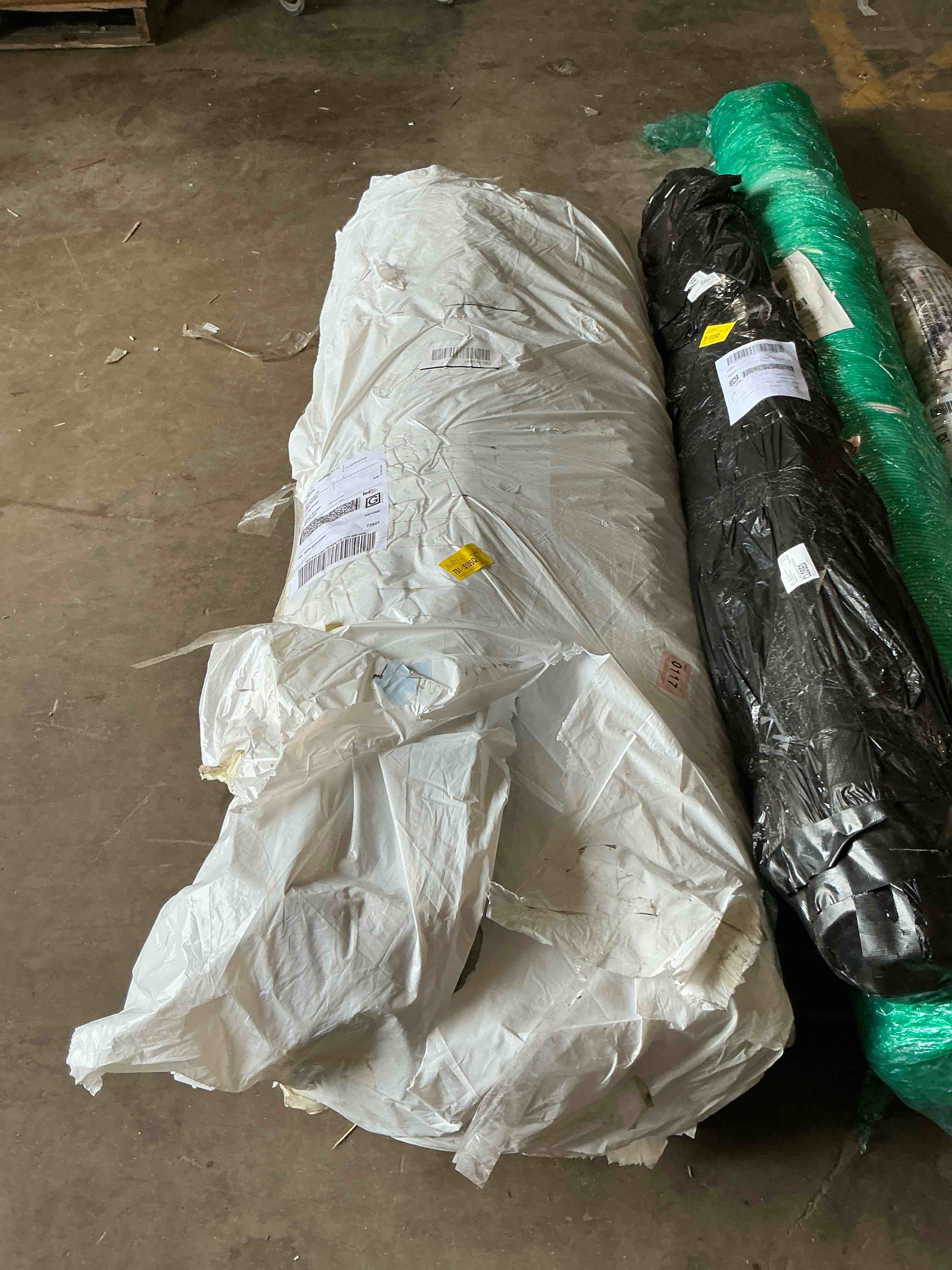 Condition photo showing Good Condition for Josephine Traditional Blue and Cream Area Rug