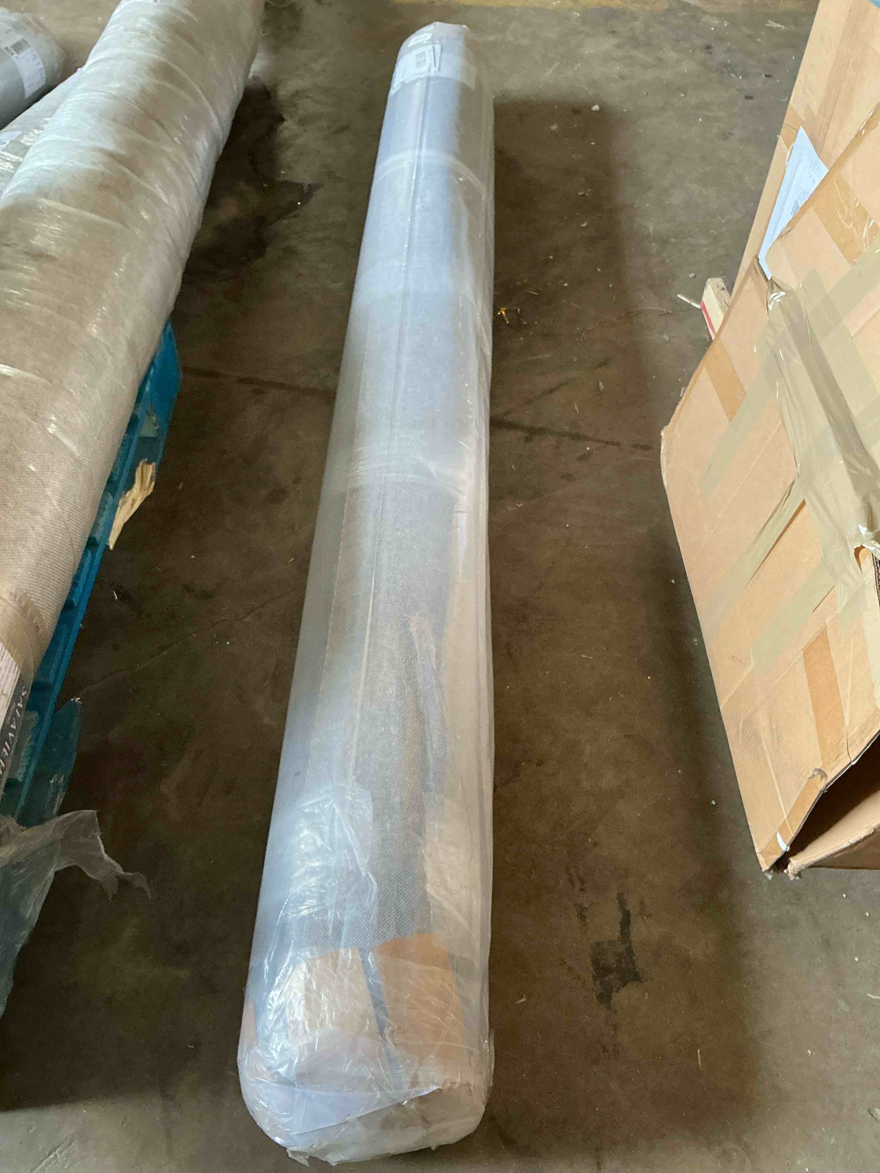 Condition photo showing Good Condition for Elsberry Handmade Tufted Wool Navy Area Rug