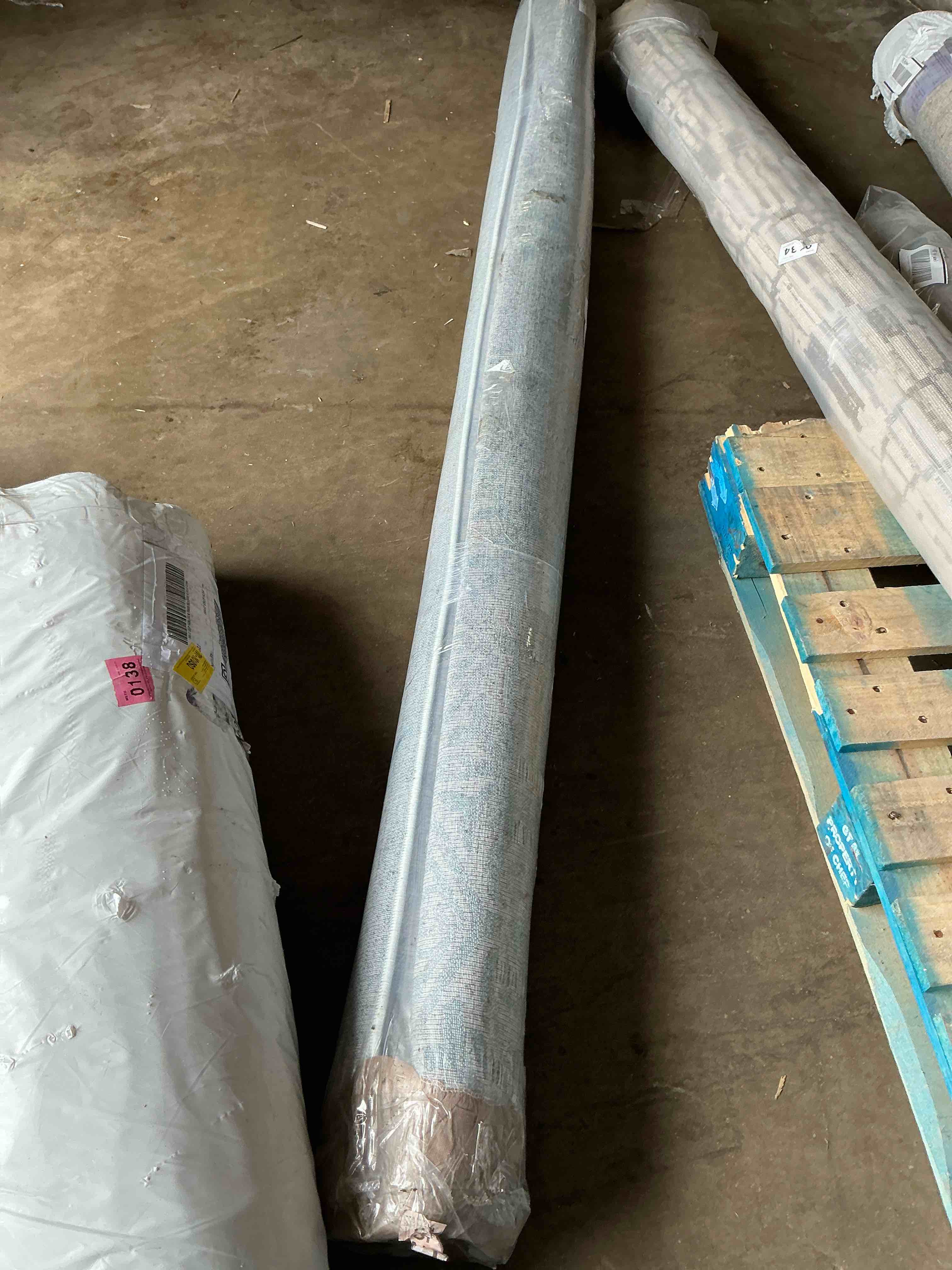 Condition photo showing Good Condition for Onyxx Jill Zarin Cloisters Uptown Rug