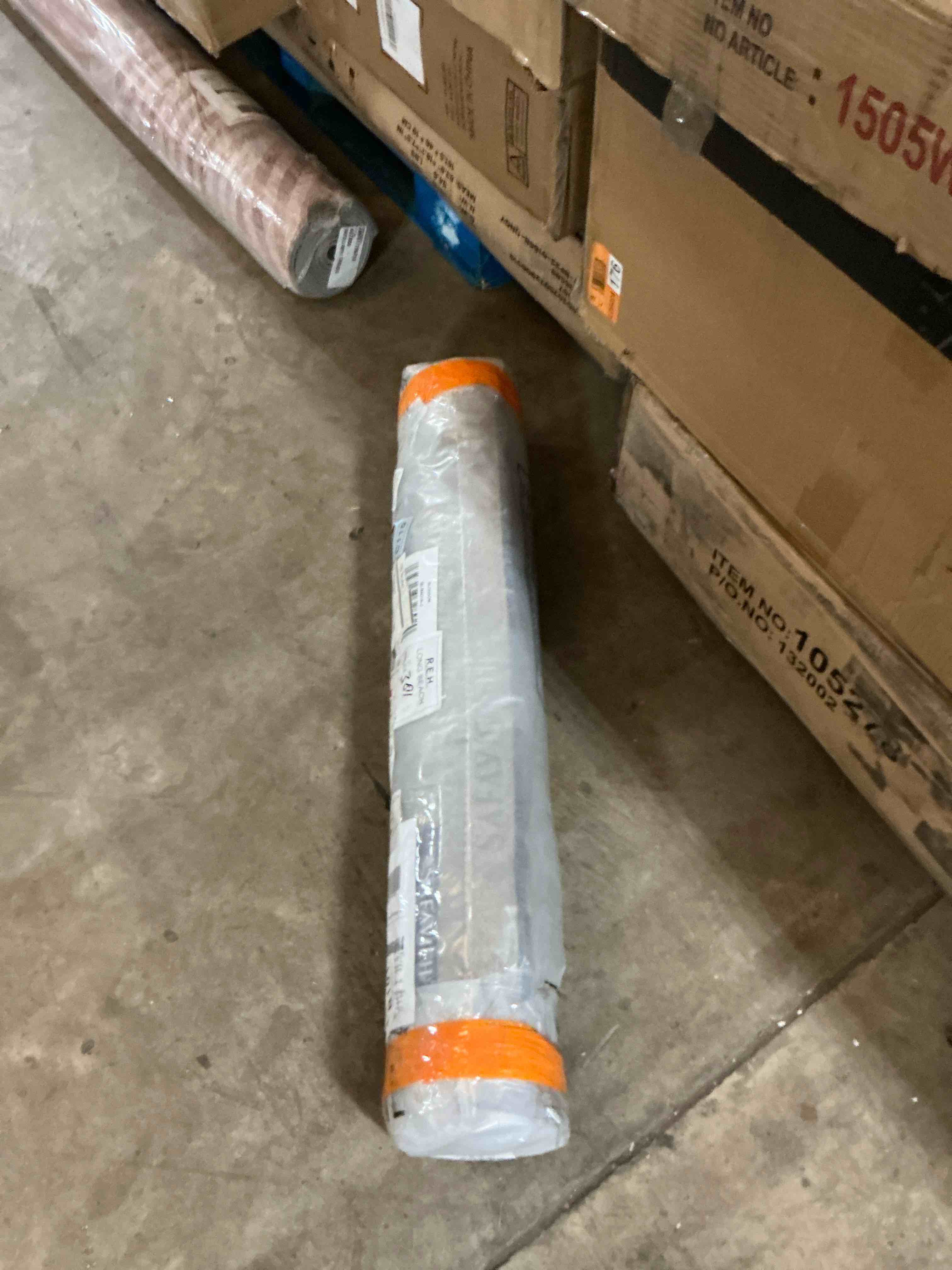 Condition photo showing Good Condition for Hardwicke Hand Tufted Wool Floral Rug