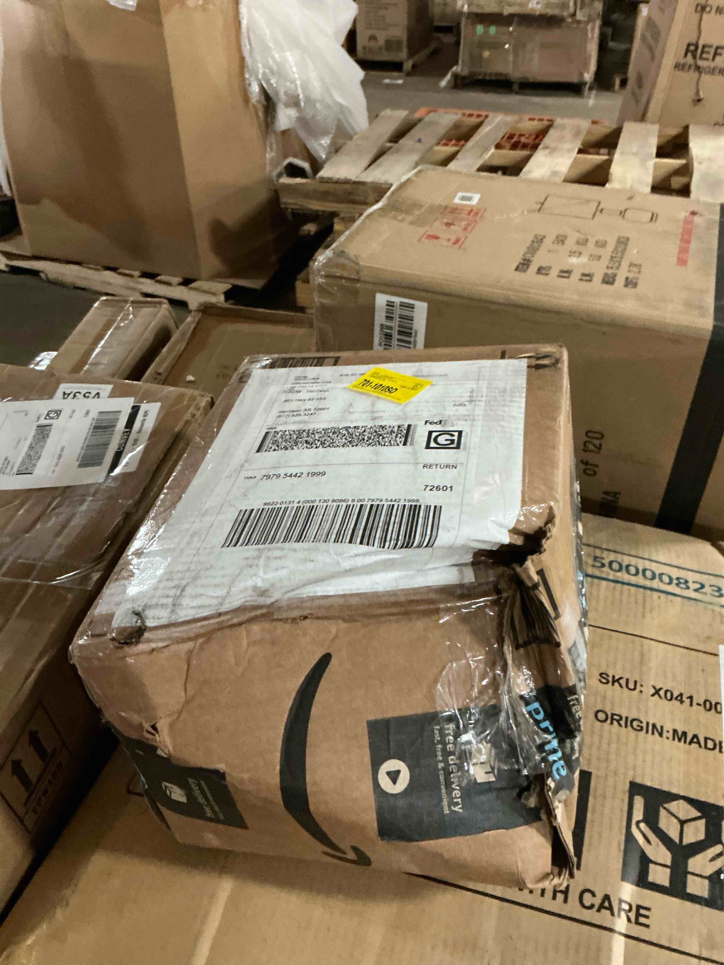 Condition photo showing Good Condition for High Pressure 13-inch Rainfall Shower Head/ Handheld Shower Combo with 10-setting Handheld Sprayer, 12-inch Curved adjustable curved extension arm, 71-inch Stainless Steel Shower Hose