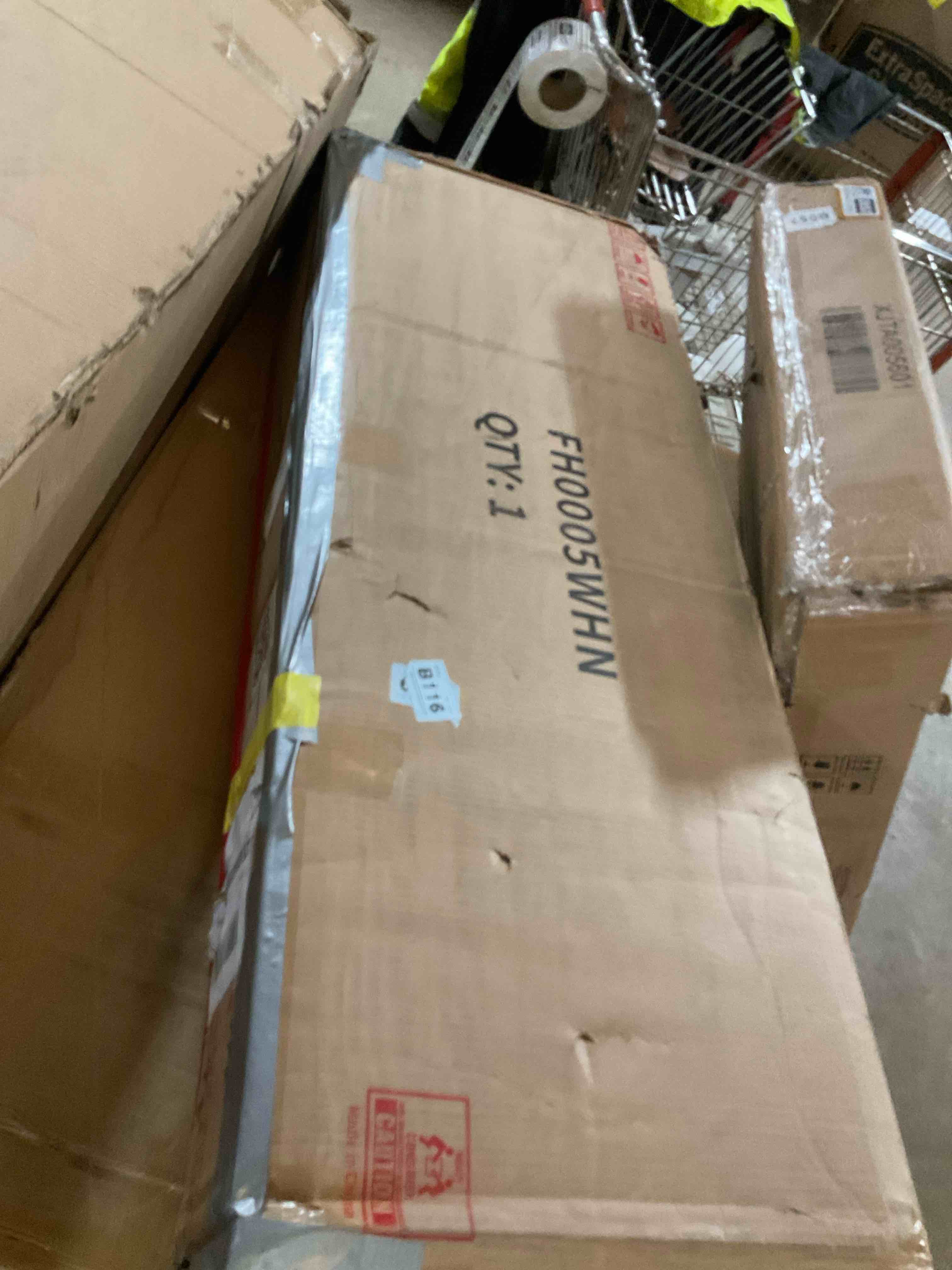 Condition photo showing Good Condition for Kamily 6 Drawer 47.25" W Double  Dresser