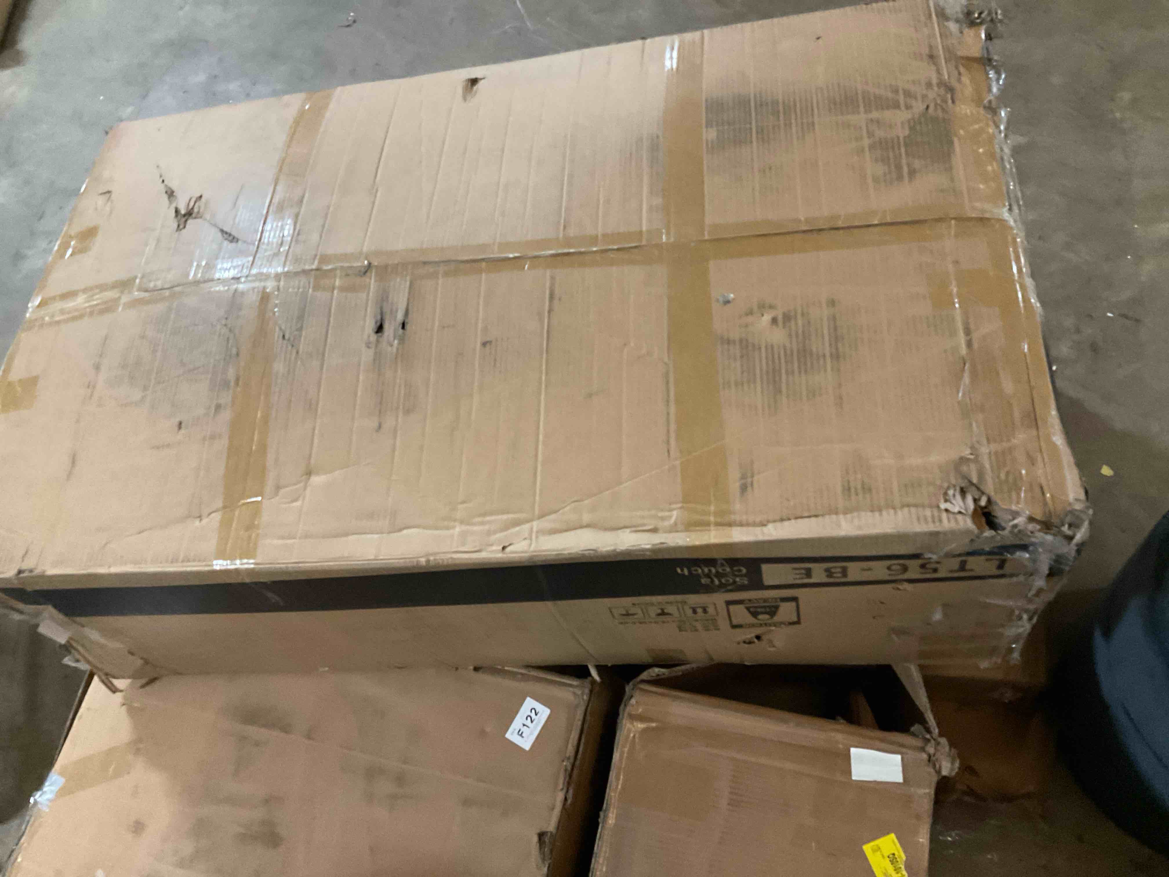 Condition photo showing Good Condition for 56.1" Round Arm Velvet Loveseat