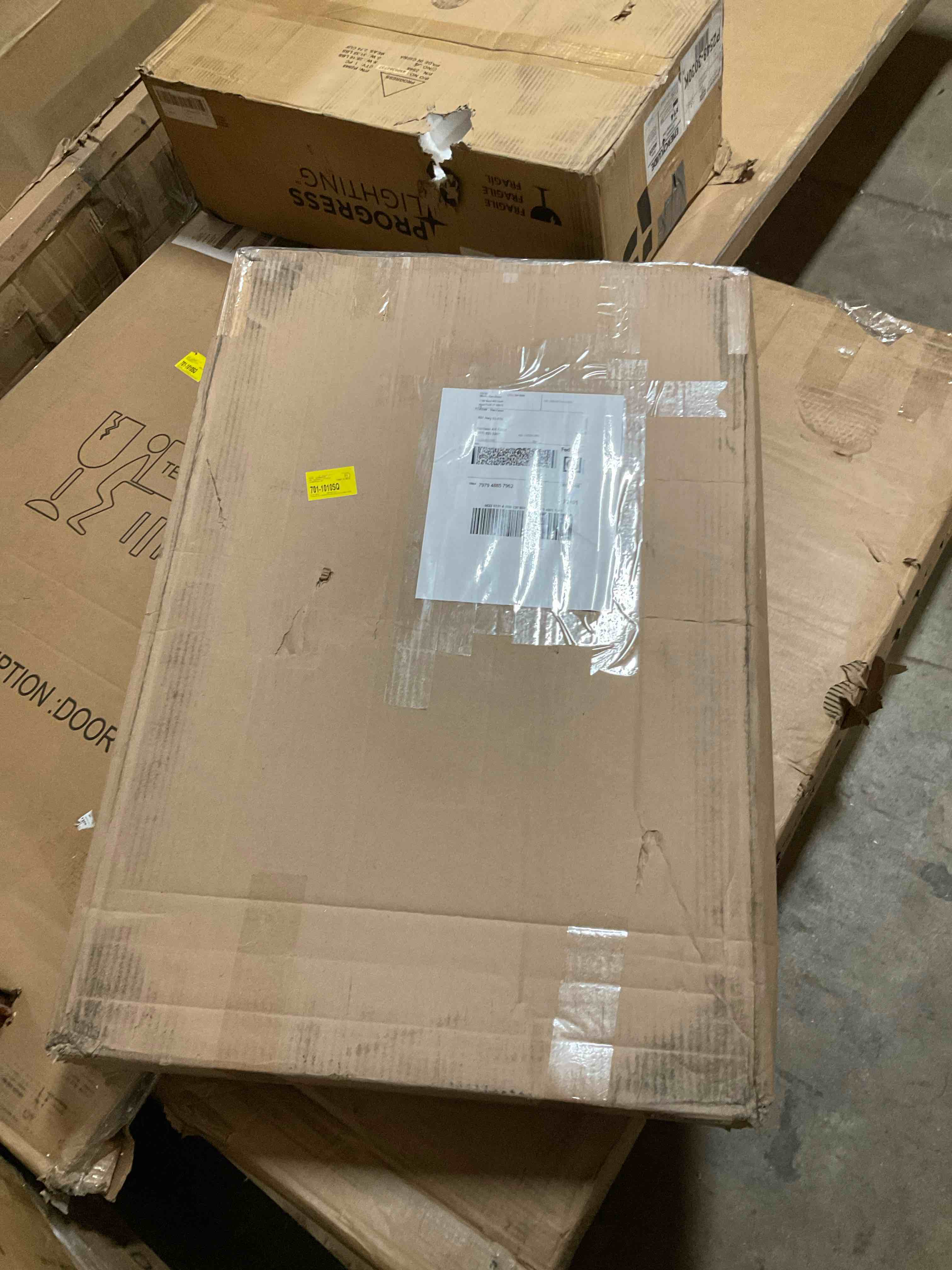 https://s3.amazonaws.com/lotting-images-prod/RustDustWanderlust/BRN4352864_1773244717369.jpeg