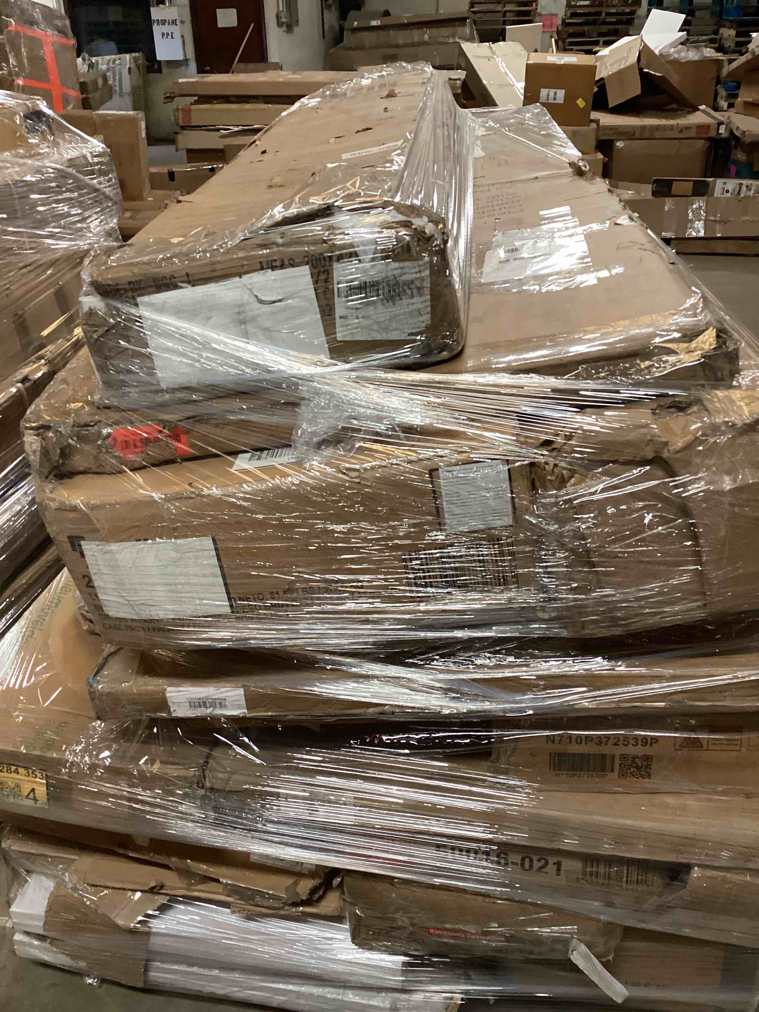 Miscellaneous Furniture Pallet (“MUST TAKE WHOLE PALLET”)