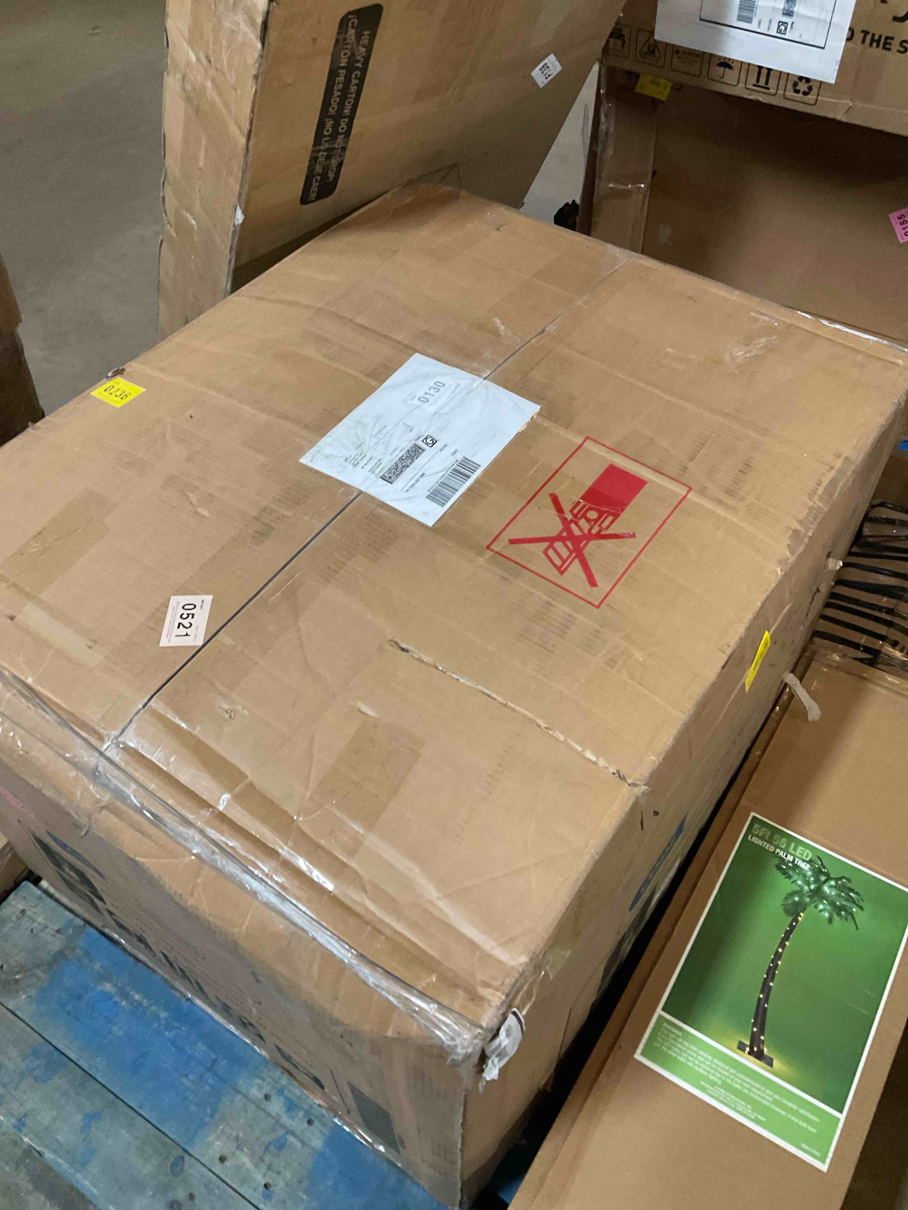 Condition photo showing Good Condition for 37.4" Contemporary Premium Leather Dual-Motor Power Recliner With Ambient Lighting