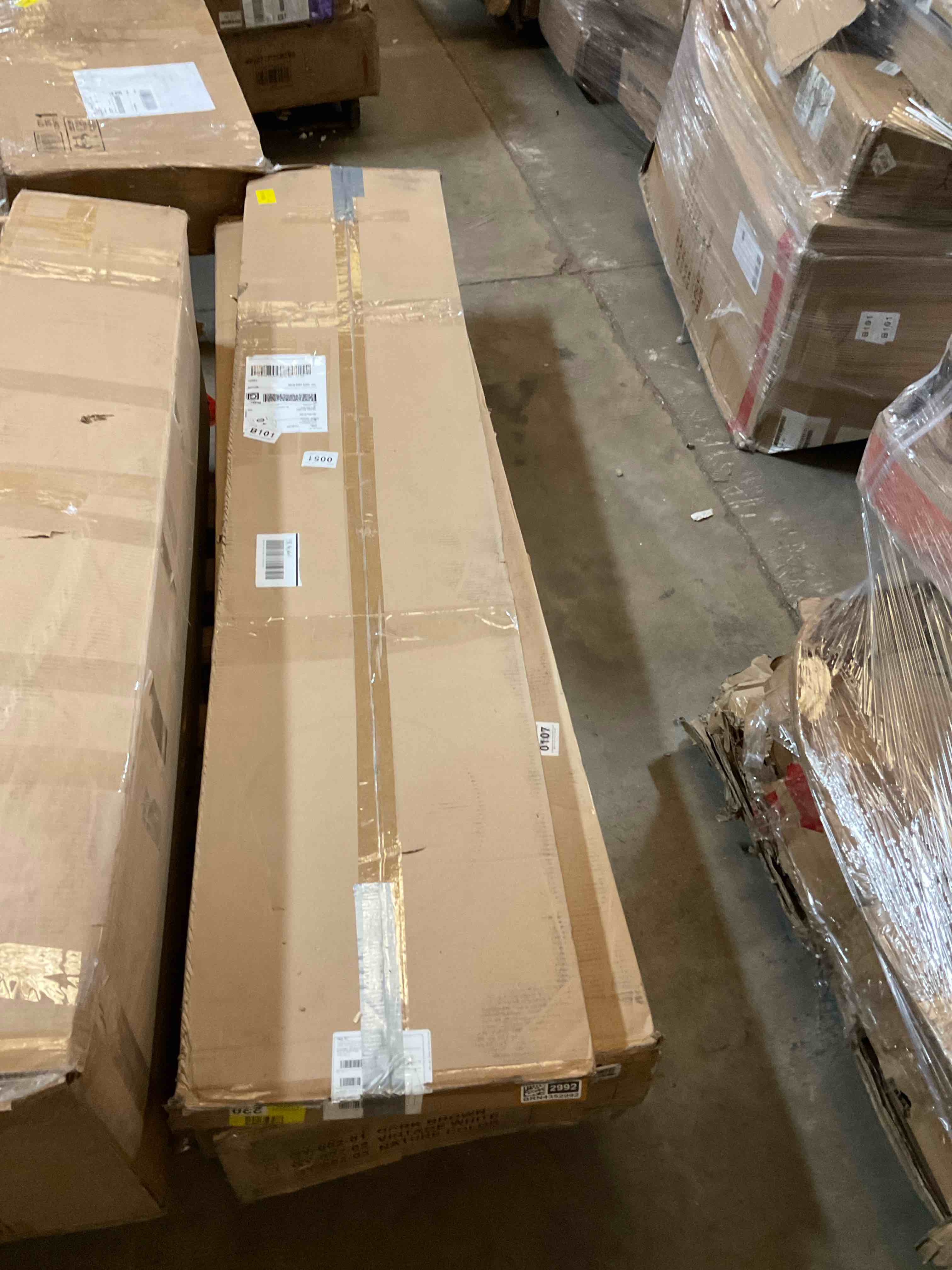 Condition photo showing Good Condition for Bi-fold Traditional Four Panel White