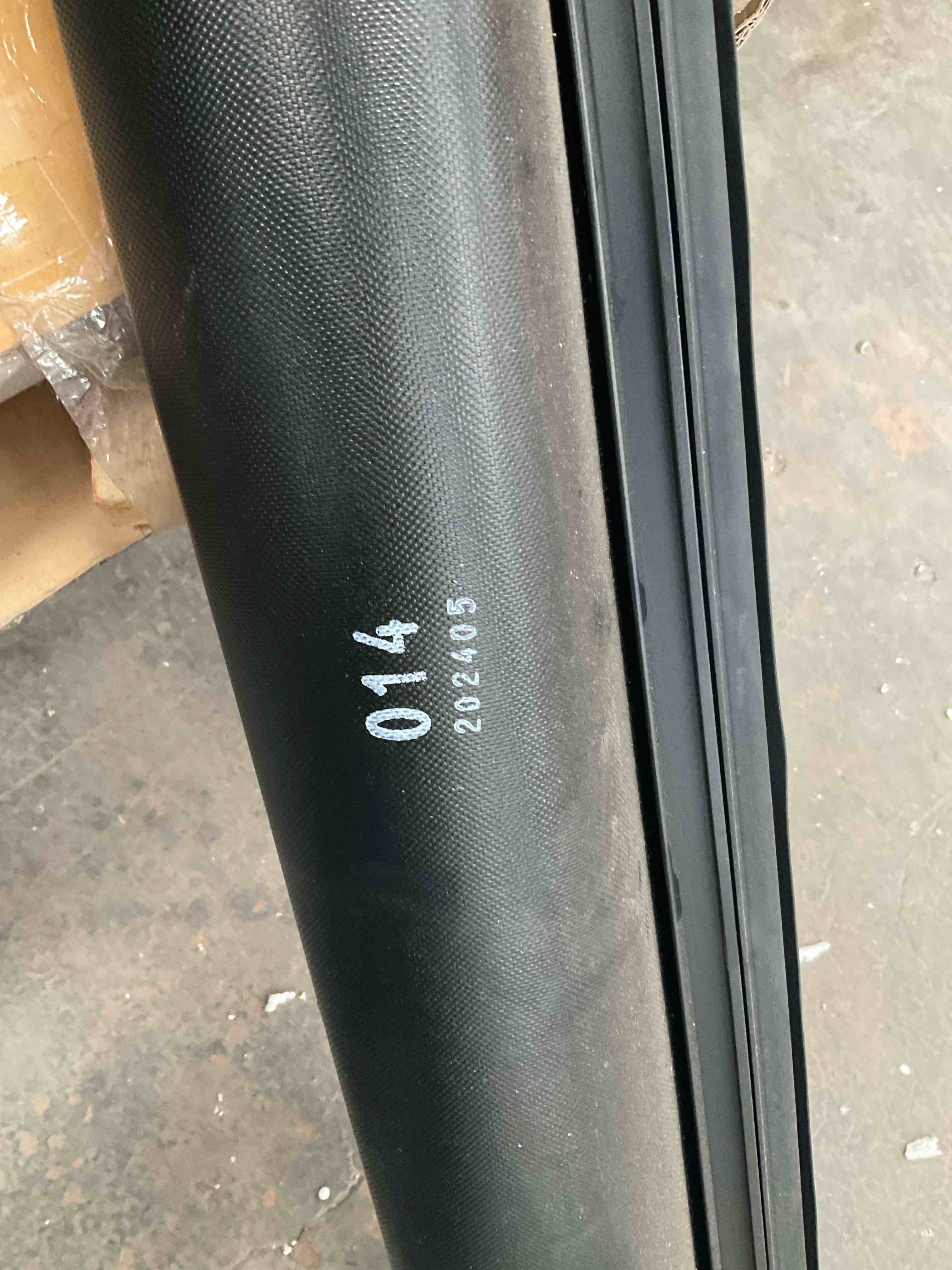 Condition photo showing Good Condition for truck bed cover