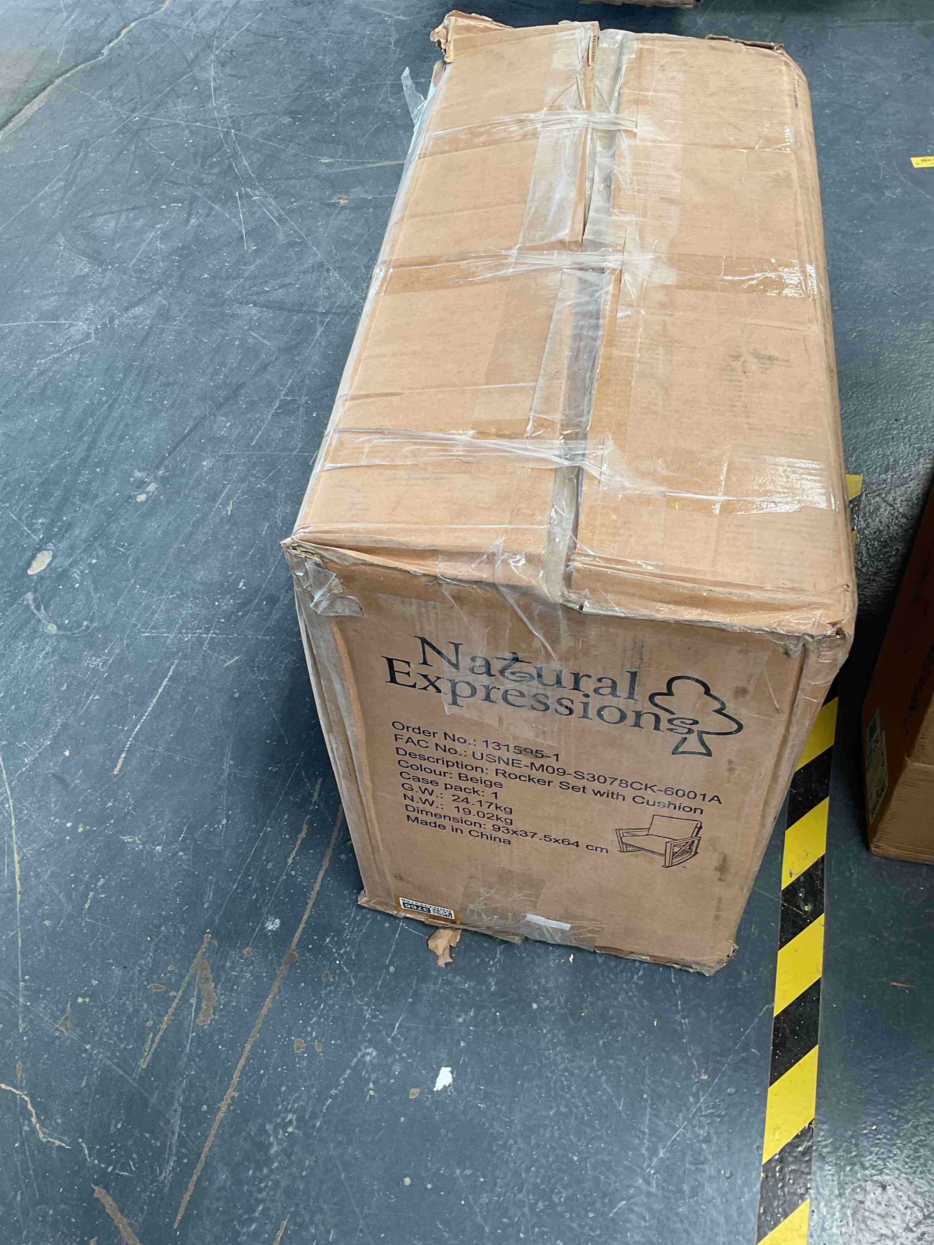 Condition photo showing Good Condition for 3 piece metal frame outdoor conversation with thick cushions