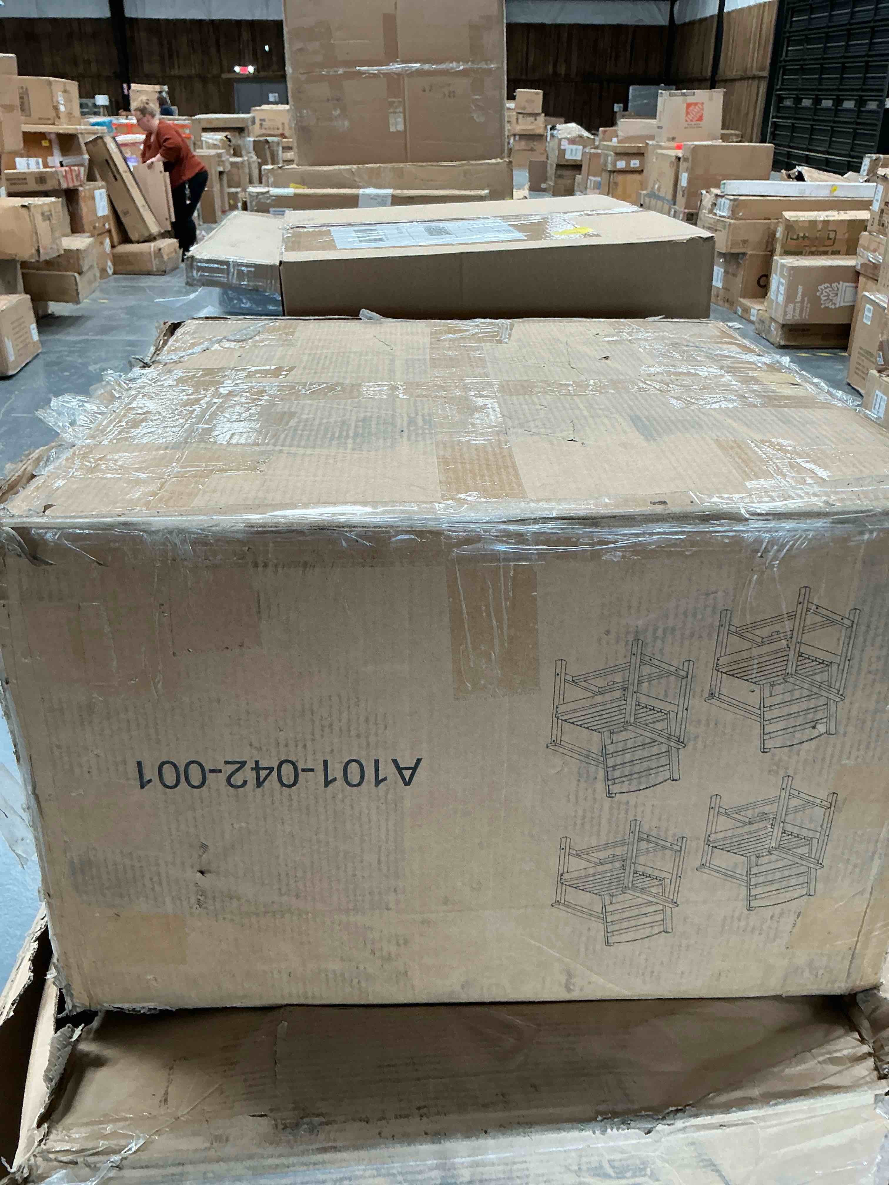 Condition photo showing Good Condition for hdpe outdoor dining chairs(set of 4)