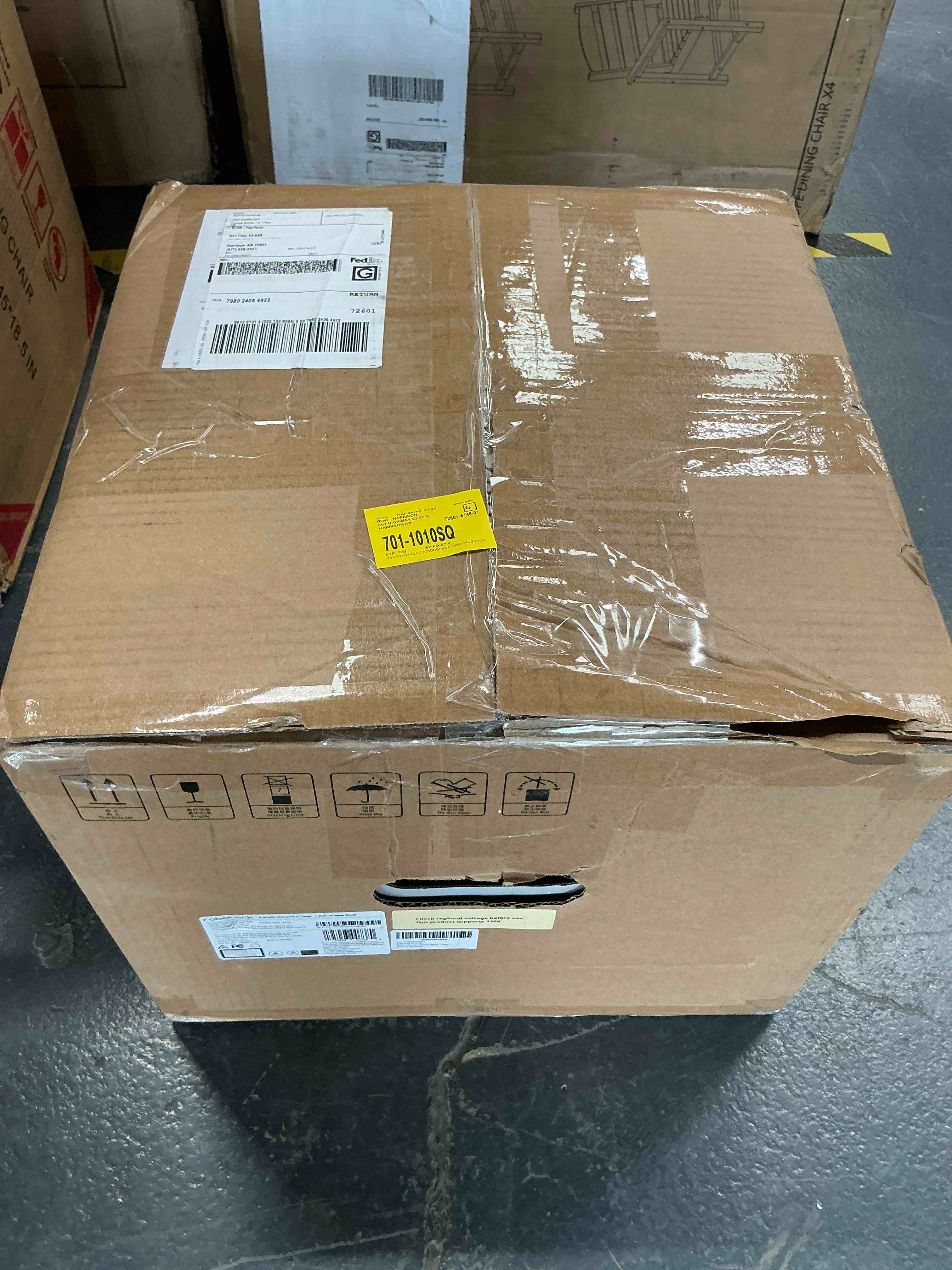 Condition photo showing Good Condition for roborock robotic vacuum cleaner auto-empty dock