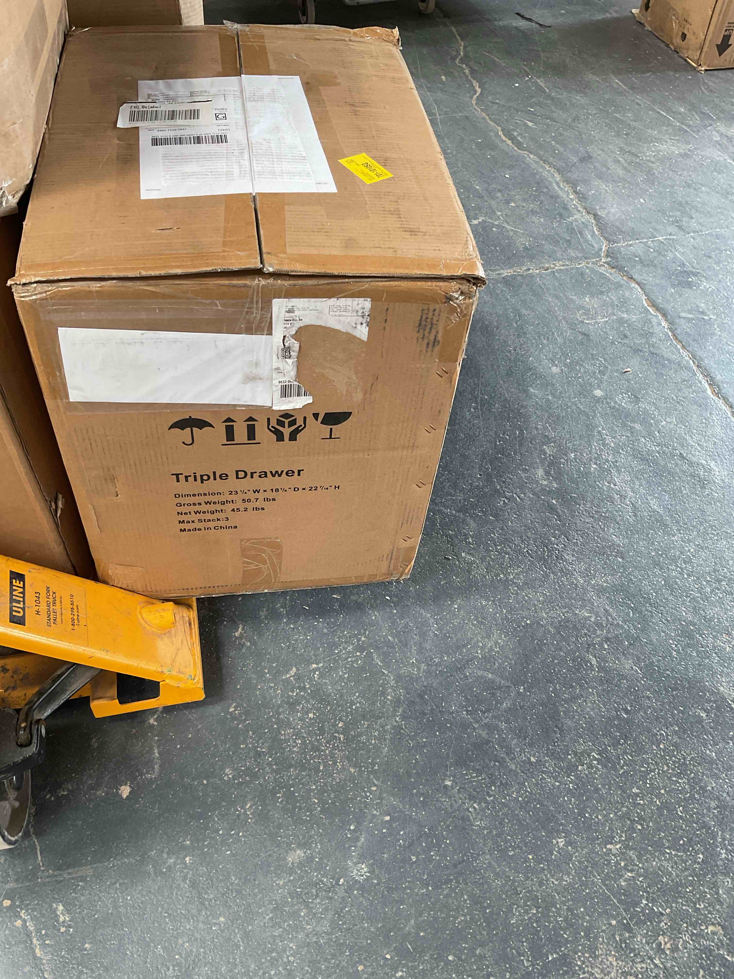Condition photo showing Good Condition for whistler triple drawer