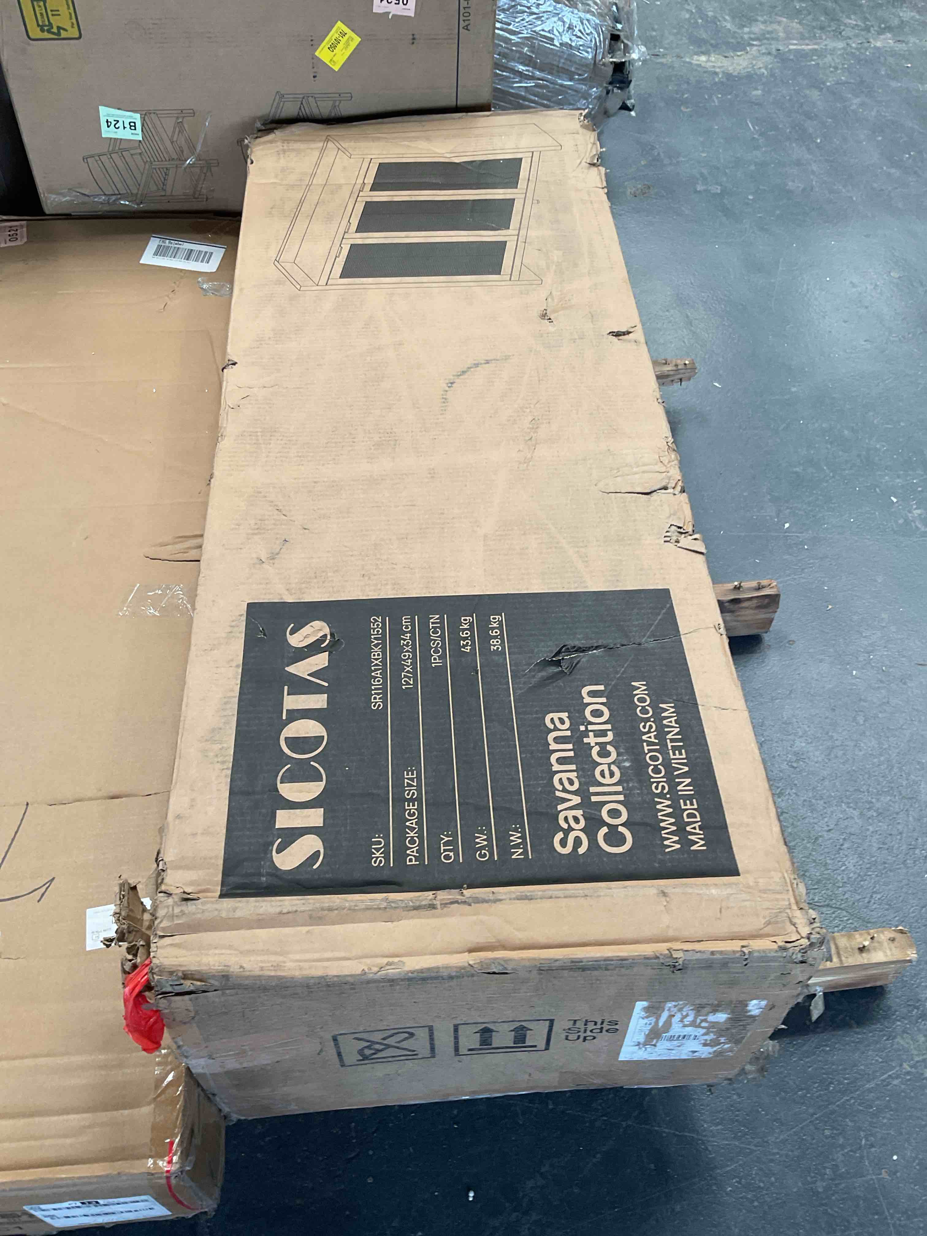 Condition photo showing Good Condition for savannah shoe cabinet