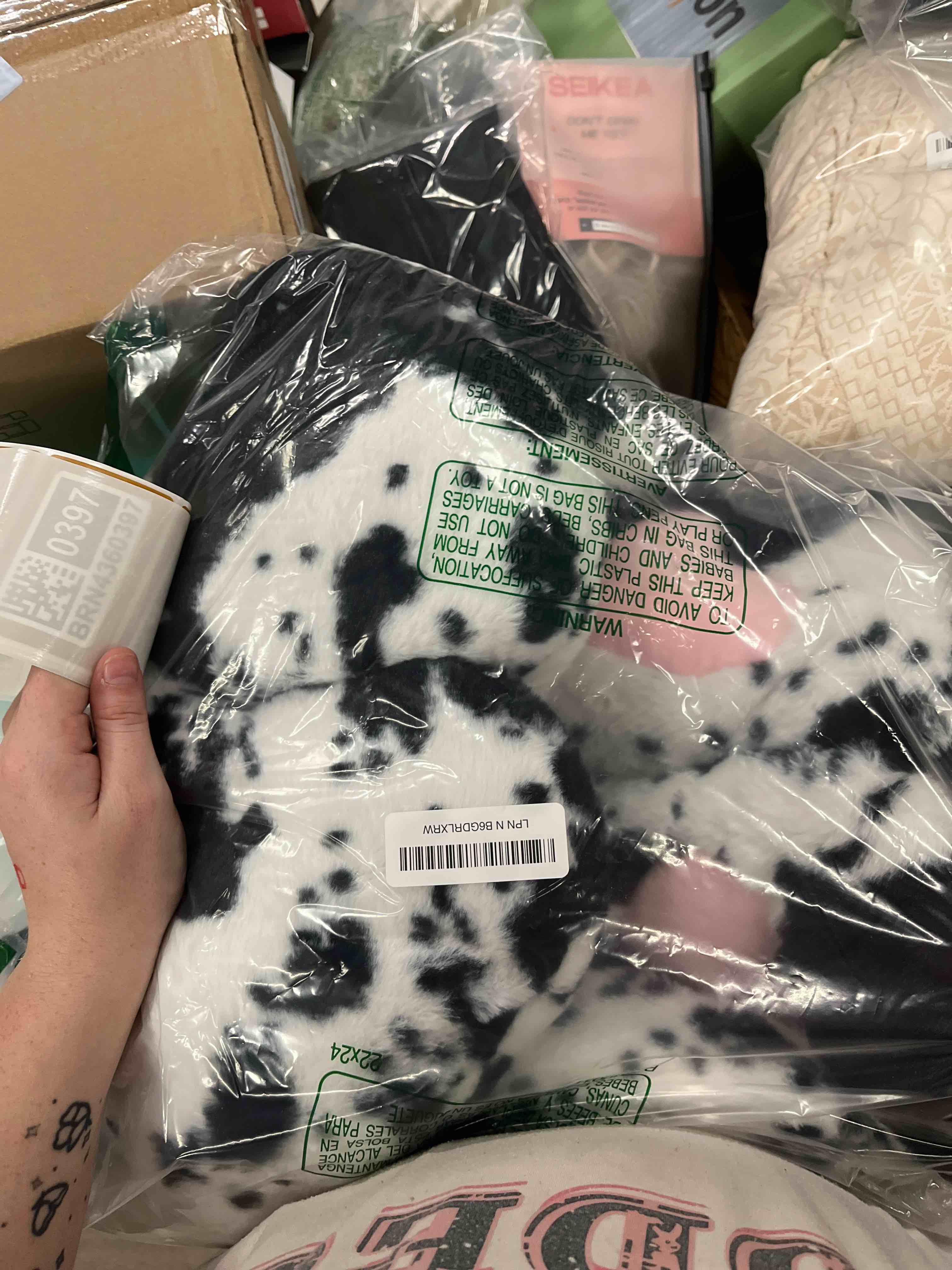 Condition photo showing Good Condition for moonbeeki cat paw cushion chair comfy kawaii plush seat cushions shape lazy pillow for gamer chair 28"x 24" cozy floor cute seat kawaii for girl gift, dining room bedroom decorate (milk cow) milk cow 28 inch