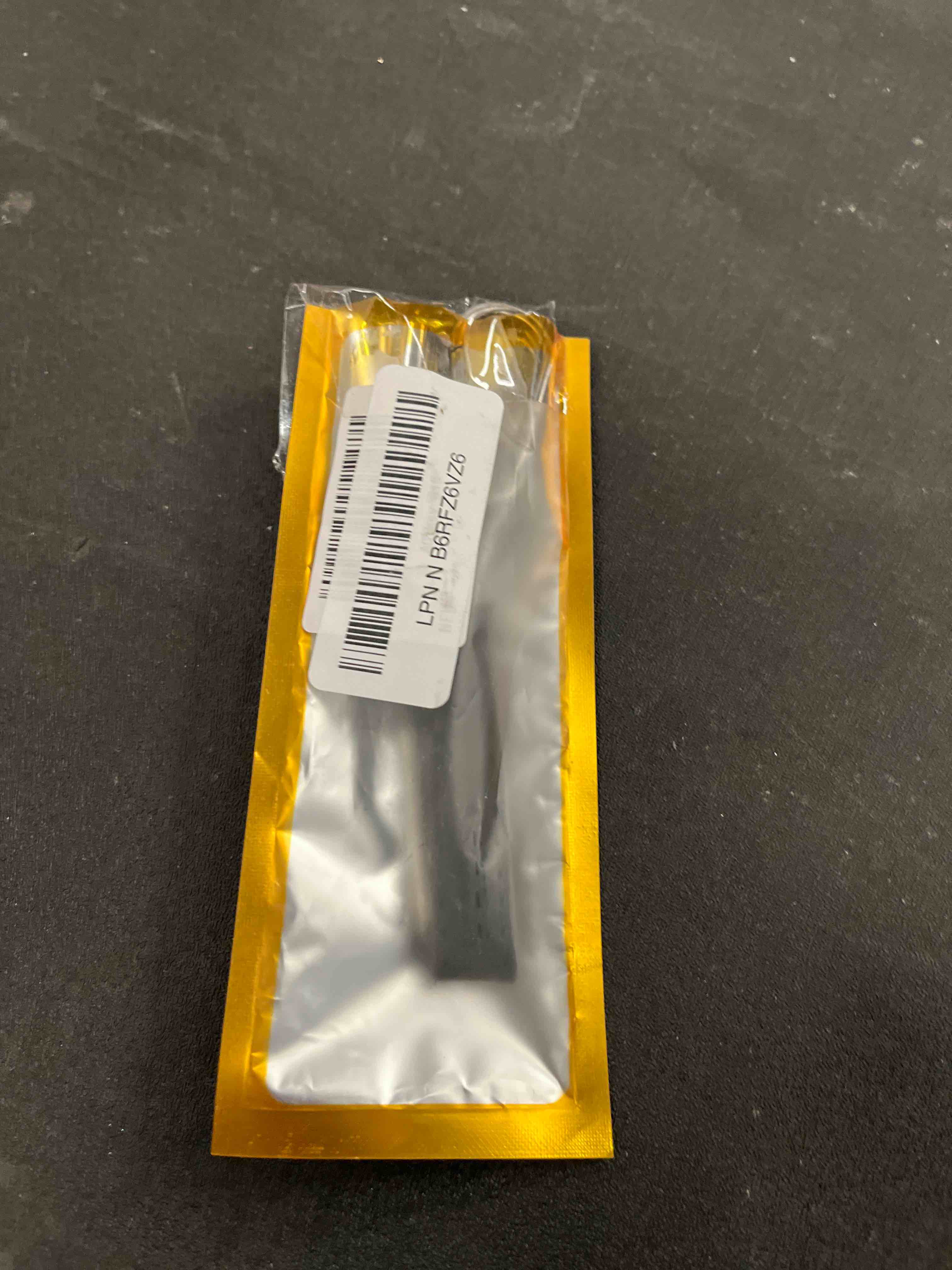 Condition photo showing Good Condition for genuine leather car key chain compatible with honda accord accessories keyring keychain accessories family present(black) red-02