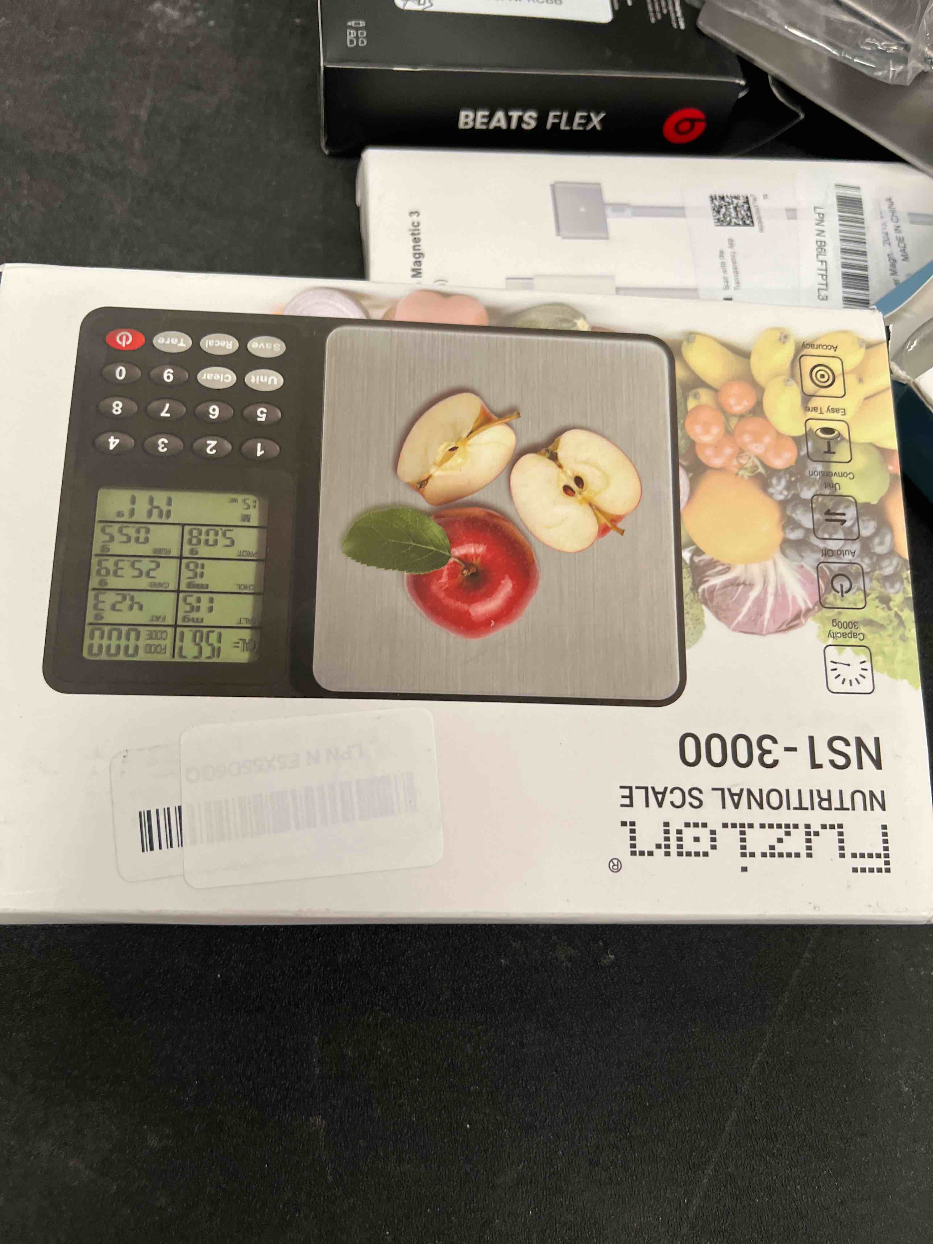 Condition photo showing Good Condition for fuzion nutrition food scale, digital food scale for weight loss, calculating food facts, macro, calorie, meal prep, portion control, stainless steel 3kg/0.5g nutrition