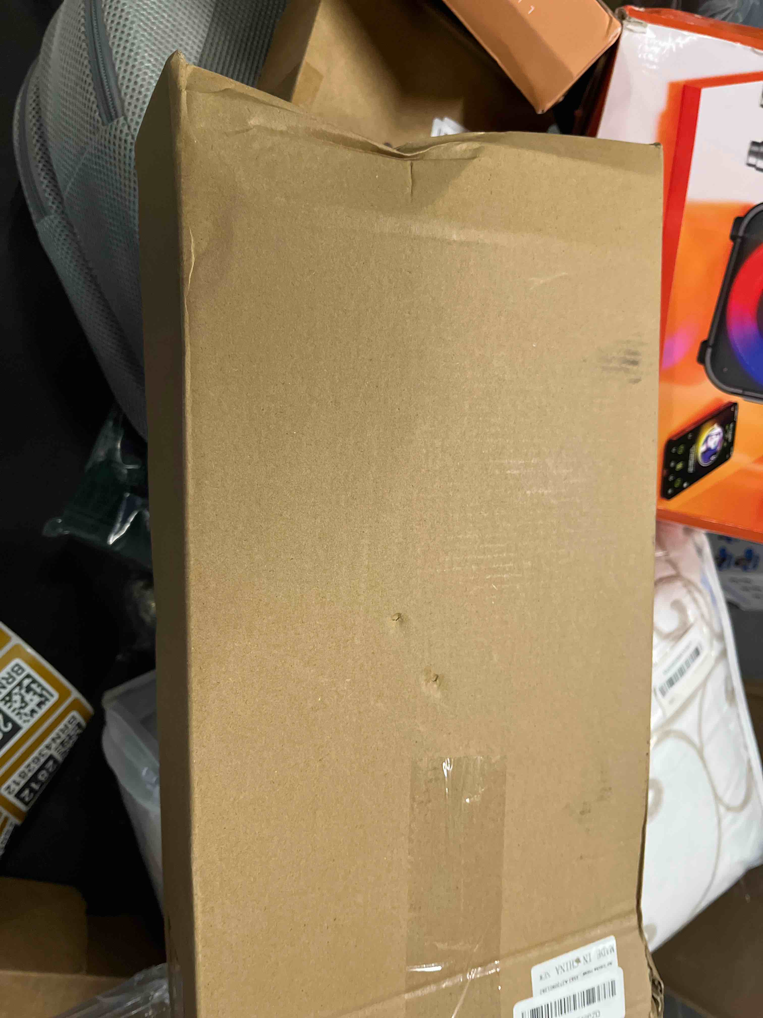 https://s3.amazonaws.com/lotting-images-prod/RustDustWanderlust/BRN4362814_1775648276425.jpeg