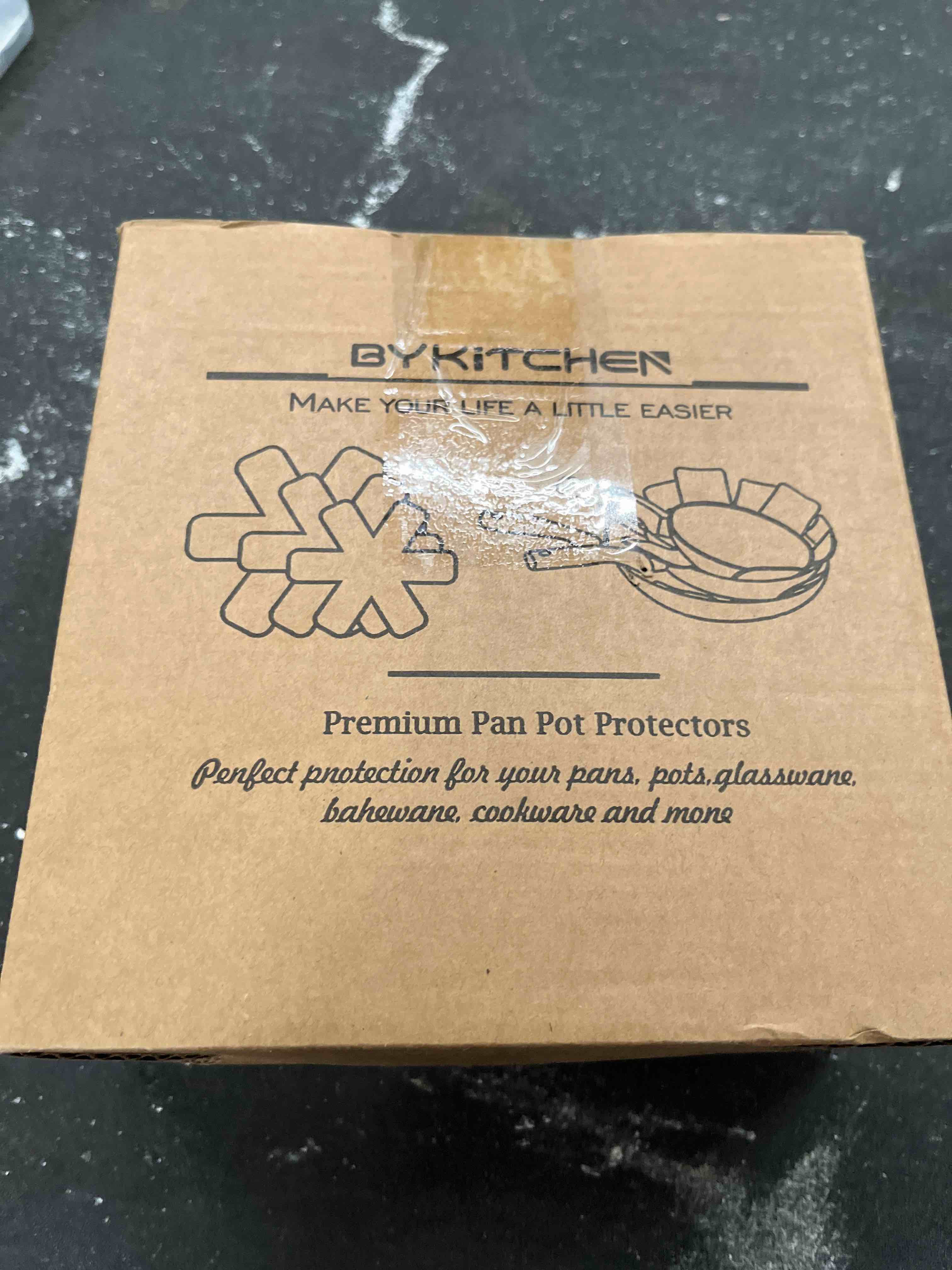 Condition photo showing Good Condition for bykitchen pan protectors with stars, larger & thicker pan separators protectors, set of 9 and 3 different sizes, pot protectors for stacking and protecting your cookware 9pcs-12/14/16 inch gray