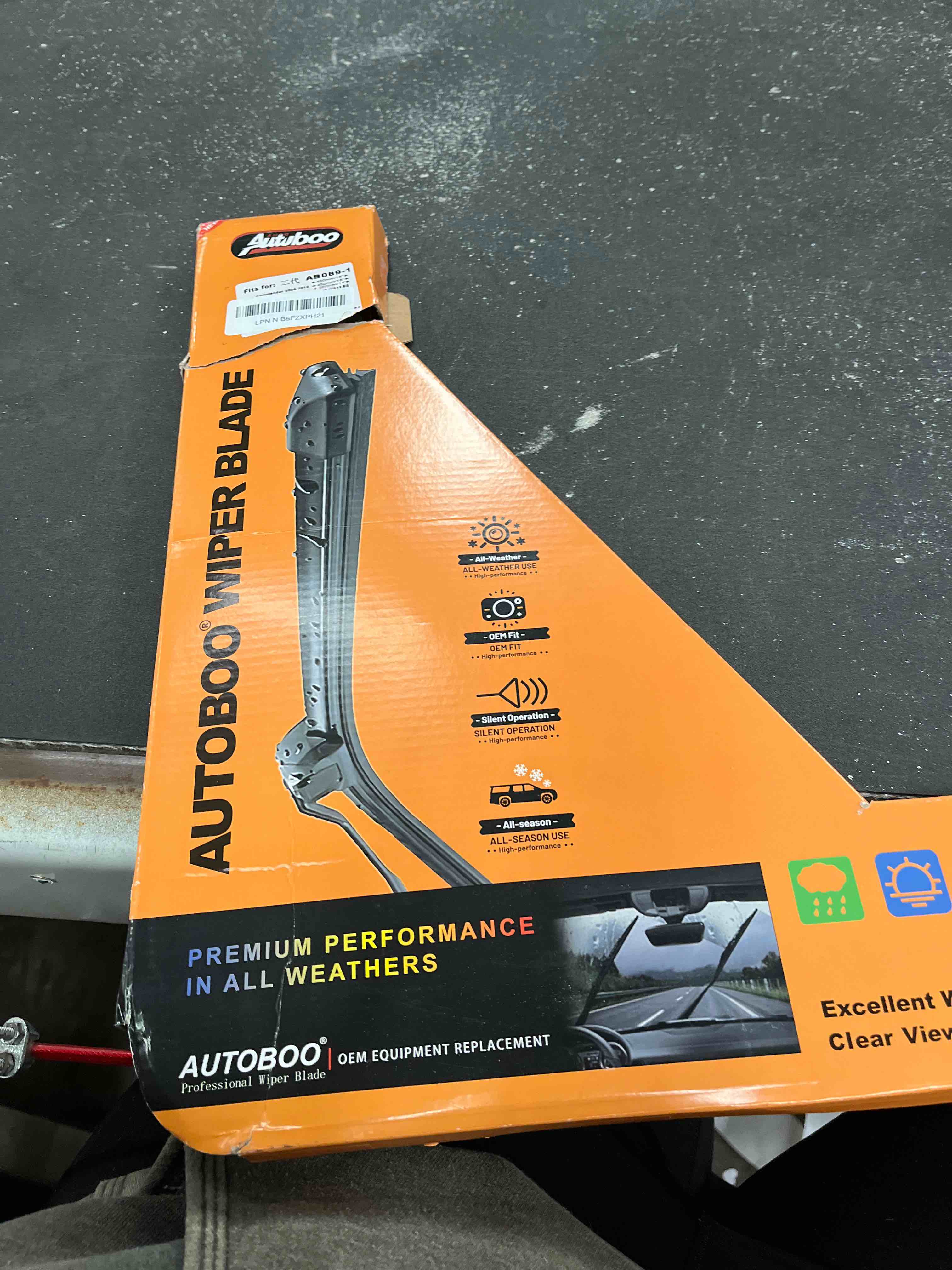 Condition photo showing Good Condition for autoboo 18"+18" windshield wipers with 14" rear wiper blade replacement for jeep commander 2006 2007 2008 2009 2010 -original factory quality (pack of 3) 18"+18"+14"