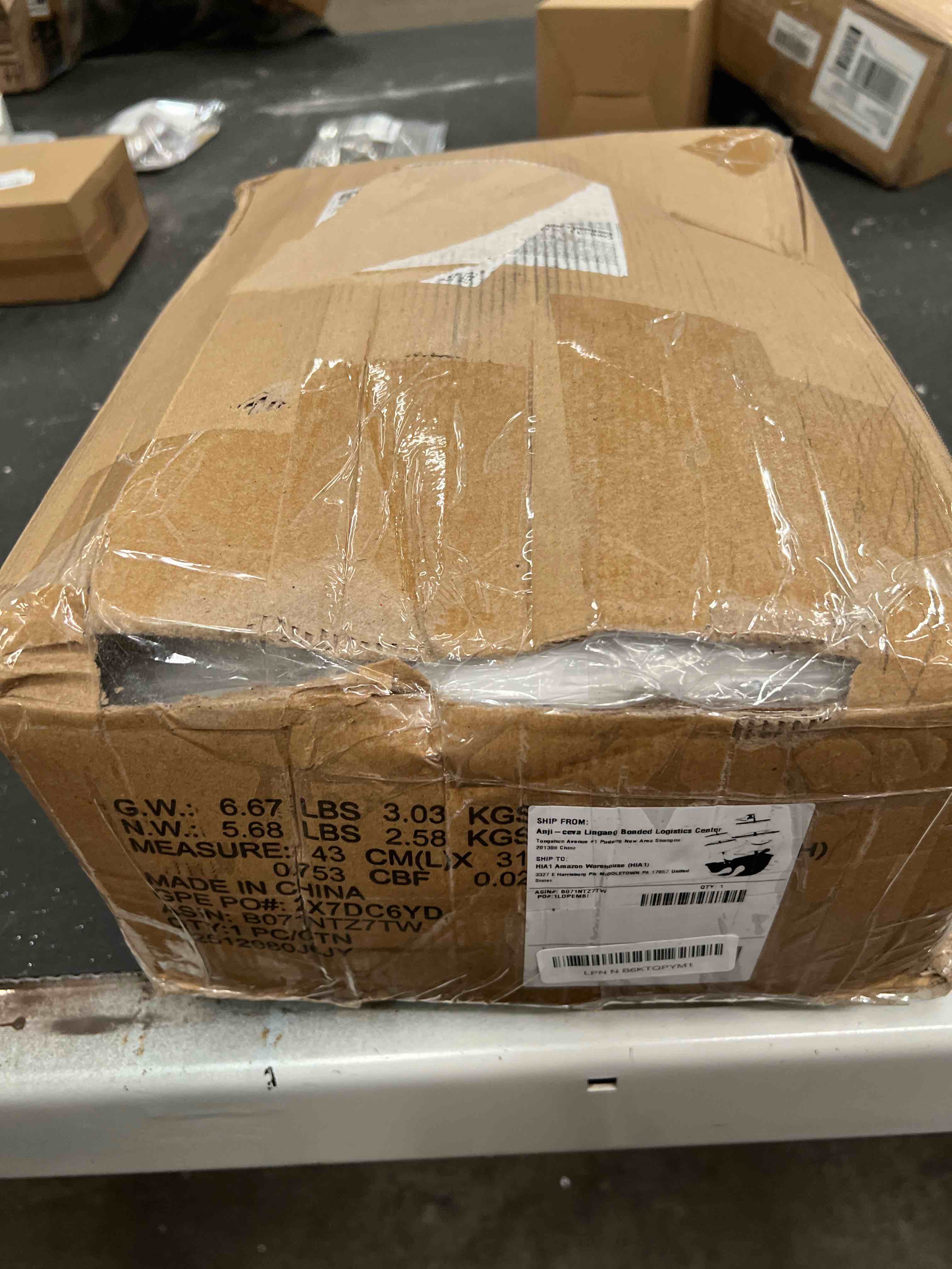 Condition photo showing Good Condition for amazon basics white down alternative comforter and duvet insert with corner tabs, machine washable, king, light white king light