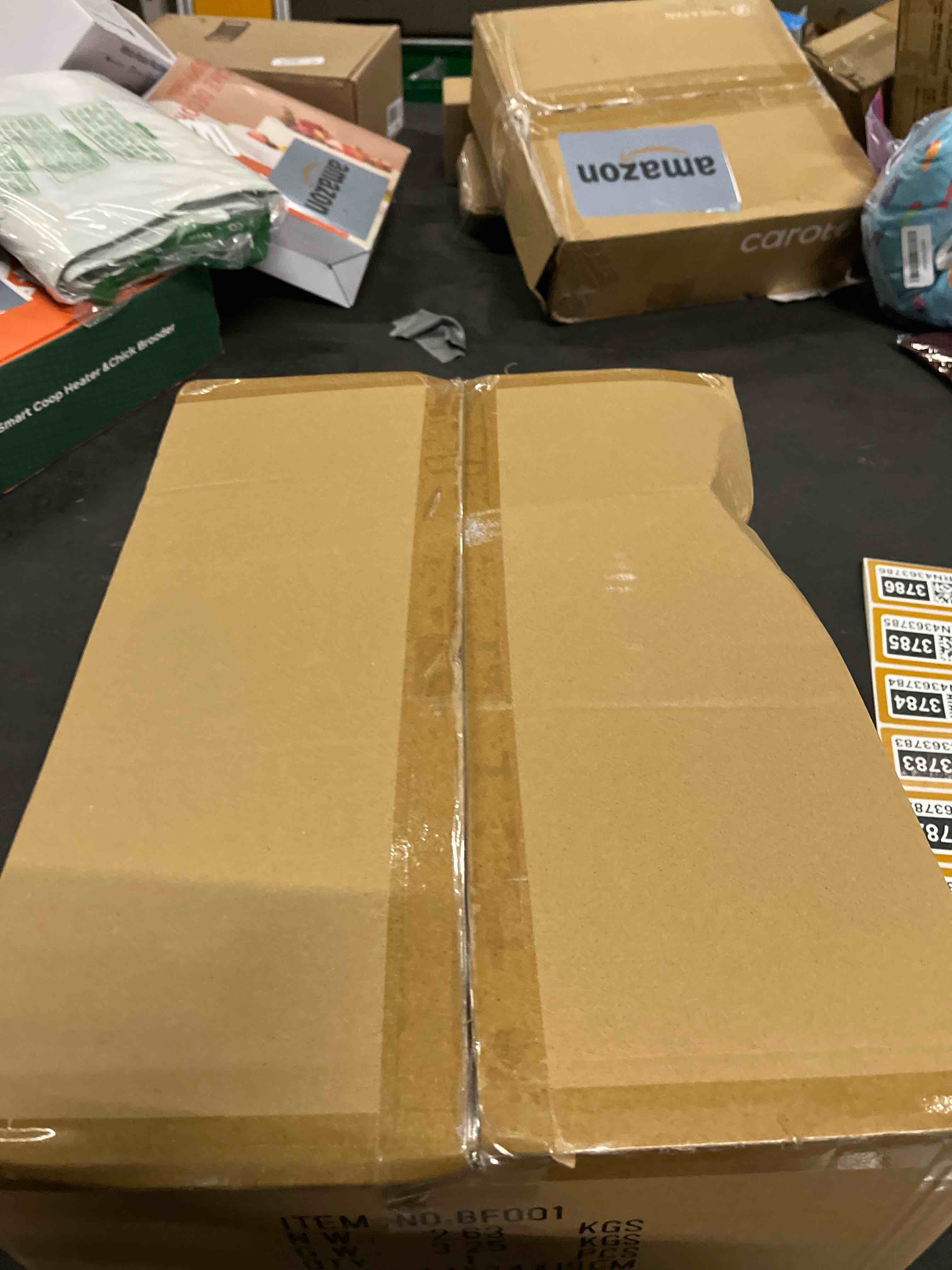 https://s3.amazonaws.com/lotting-images-prod/RustDustWanderlust/BRN4363781_1775735688051.jpeg