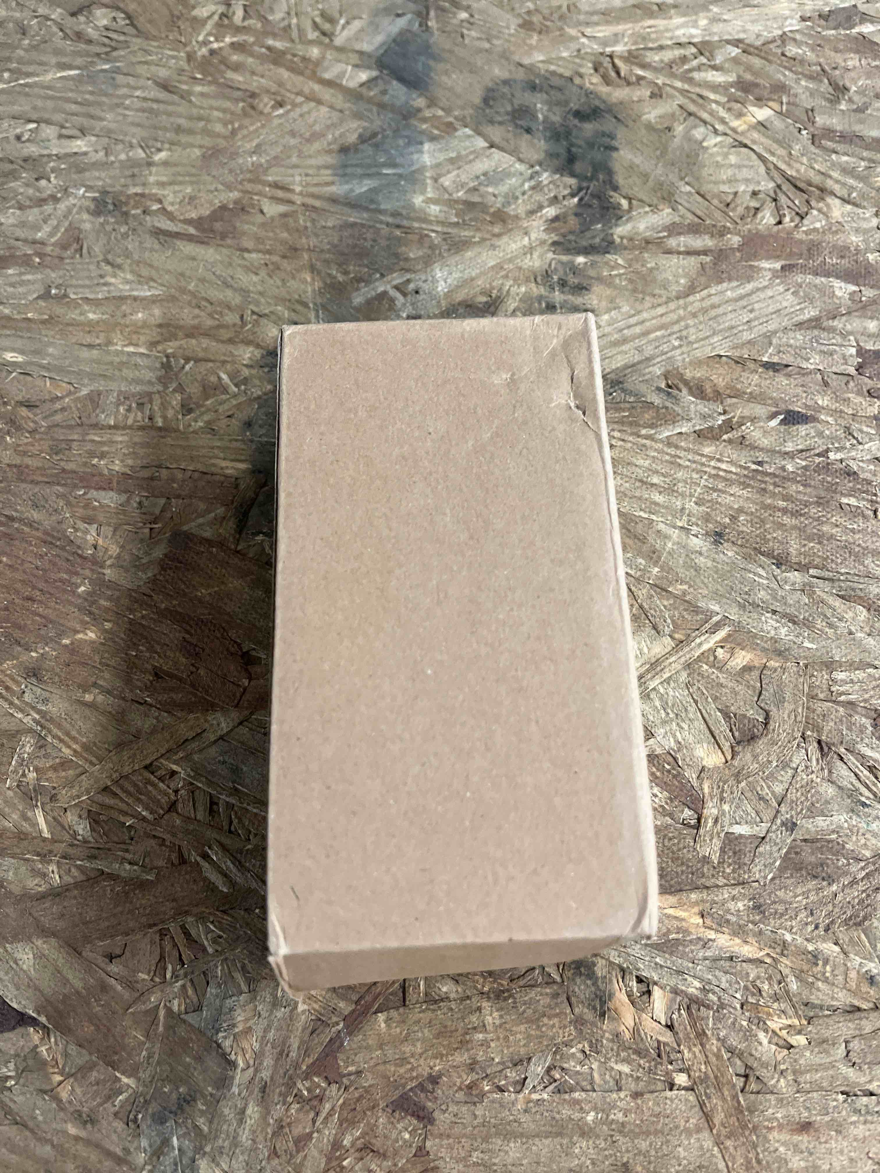 https://s3.amazonaws.com/lotting-images-prod/RustDustWanderlust/BRN4363875_1775761569810.jpeg