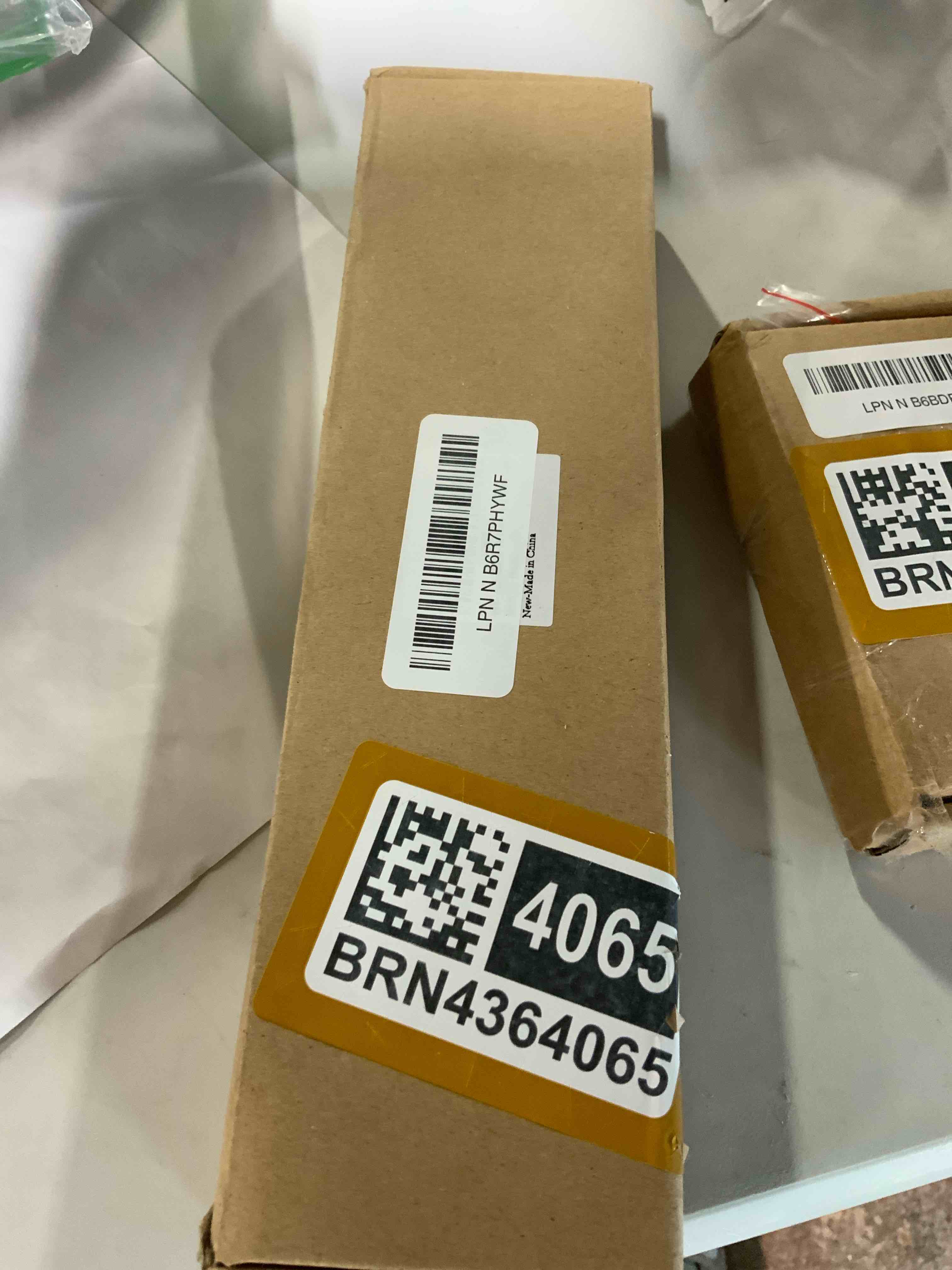 Condition photo showing Good Condition for rod for adjustable plant pot with instructions 