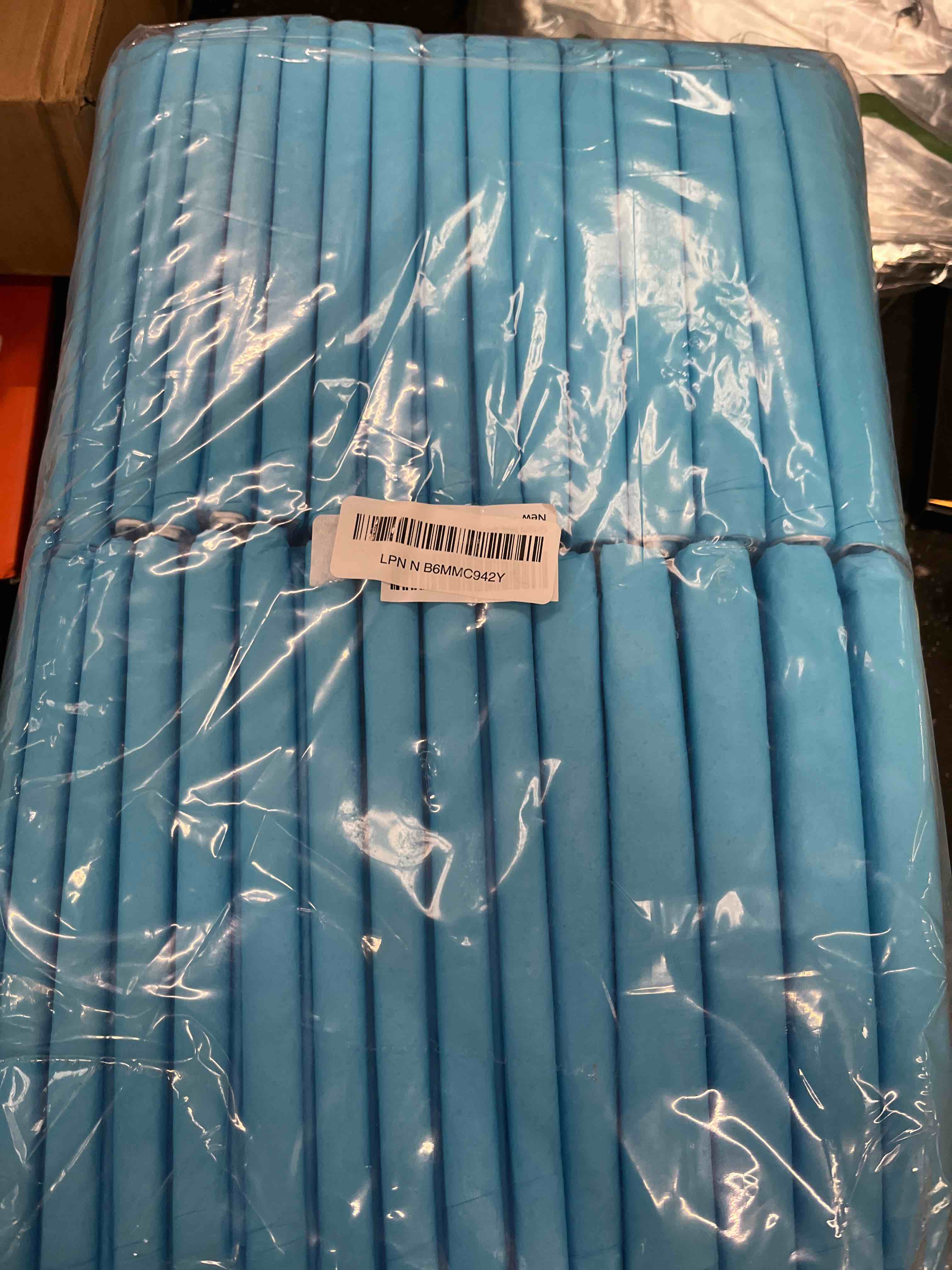 Condition photo showing Good Condition for gimars xxxl extra thick 130g dog pee pads 37"x54" – 30 count, 6-layer leak-proof puppy training pads for large, senior, puppy dogs, cats, rabbits – indoor, outdoor, travel & crate use 37"x54" - blue 30 counts