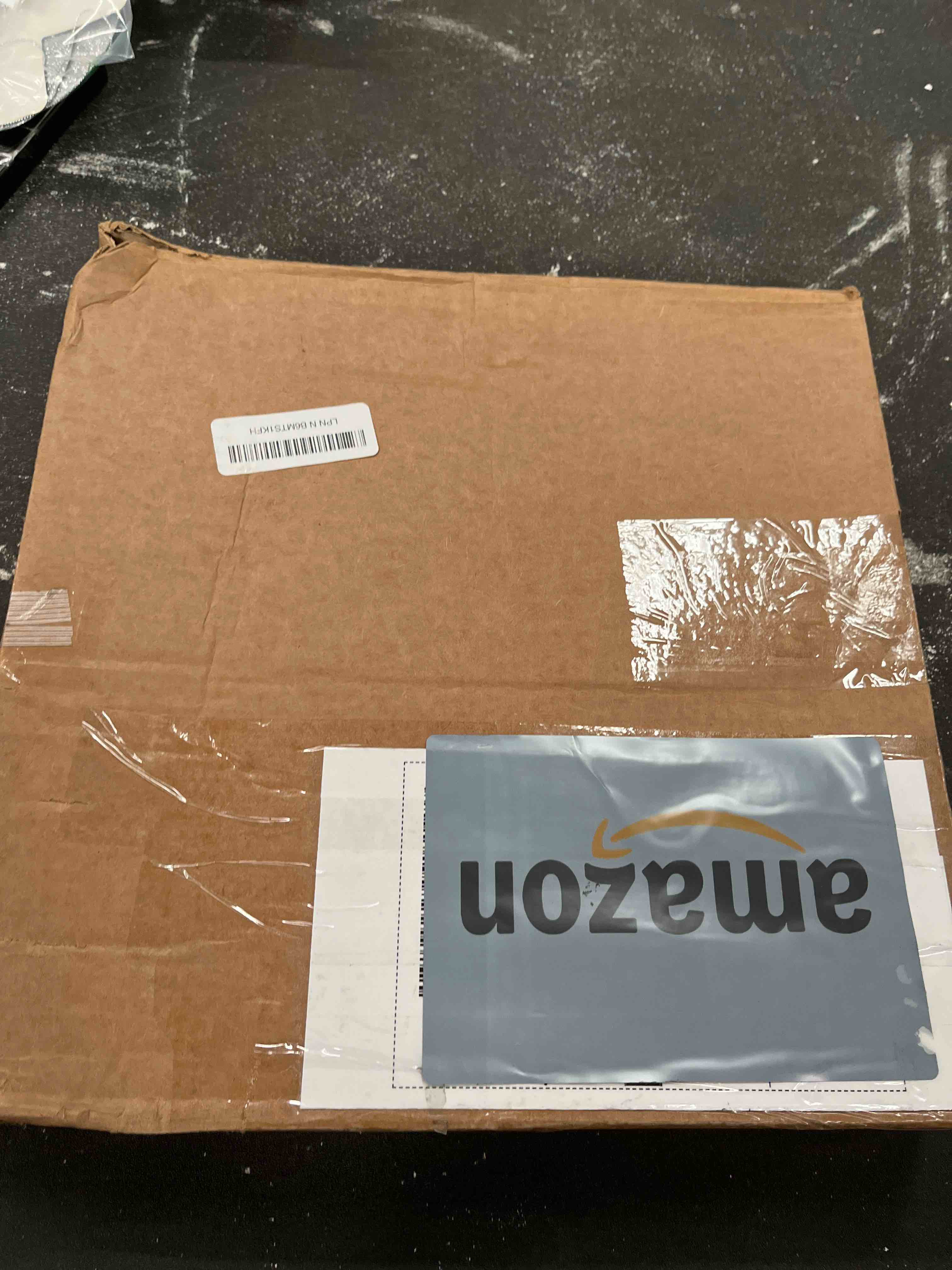 https://s3.amazonaws.com/lotting-images-prod/RustDustWanderlust/BRN4364763_1775752570319.jpeg