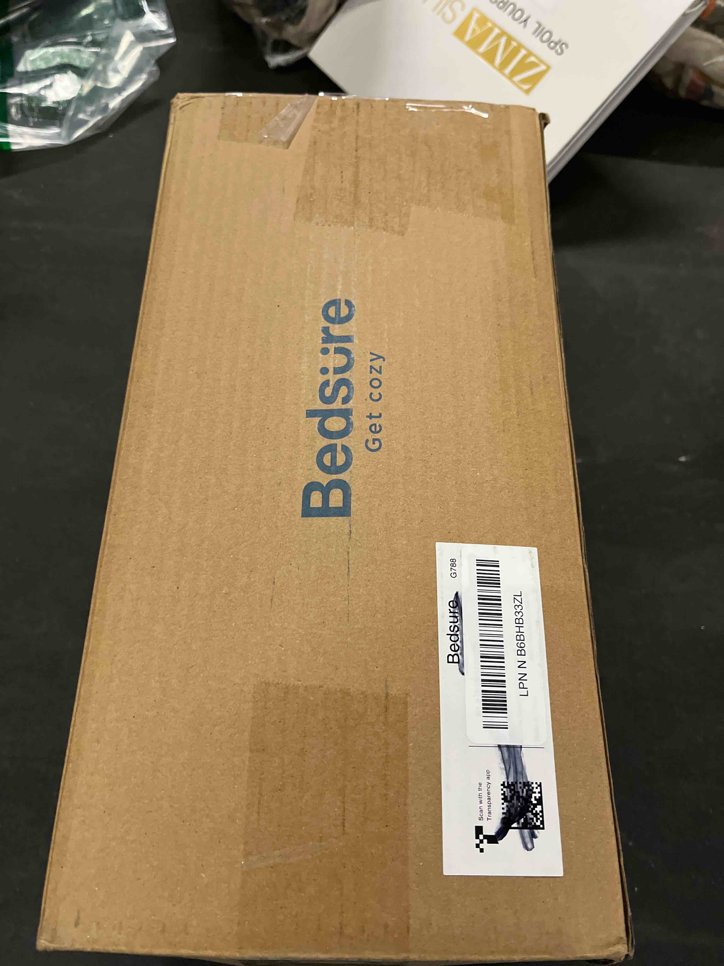 Condition photo showing Good Condition for bedsure throw blankets for couch - textured chunky knit woven chenille blanket - super soft, warm decorative boho throw with tassels for bed, sofa and living room decor, khaki, 60x80 inches 06 - khaki twin (60" x 80")