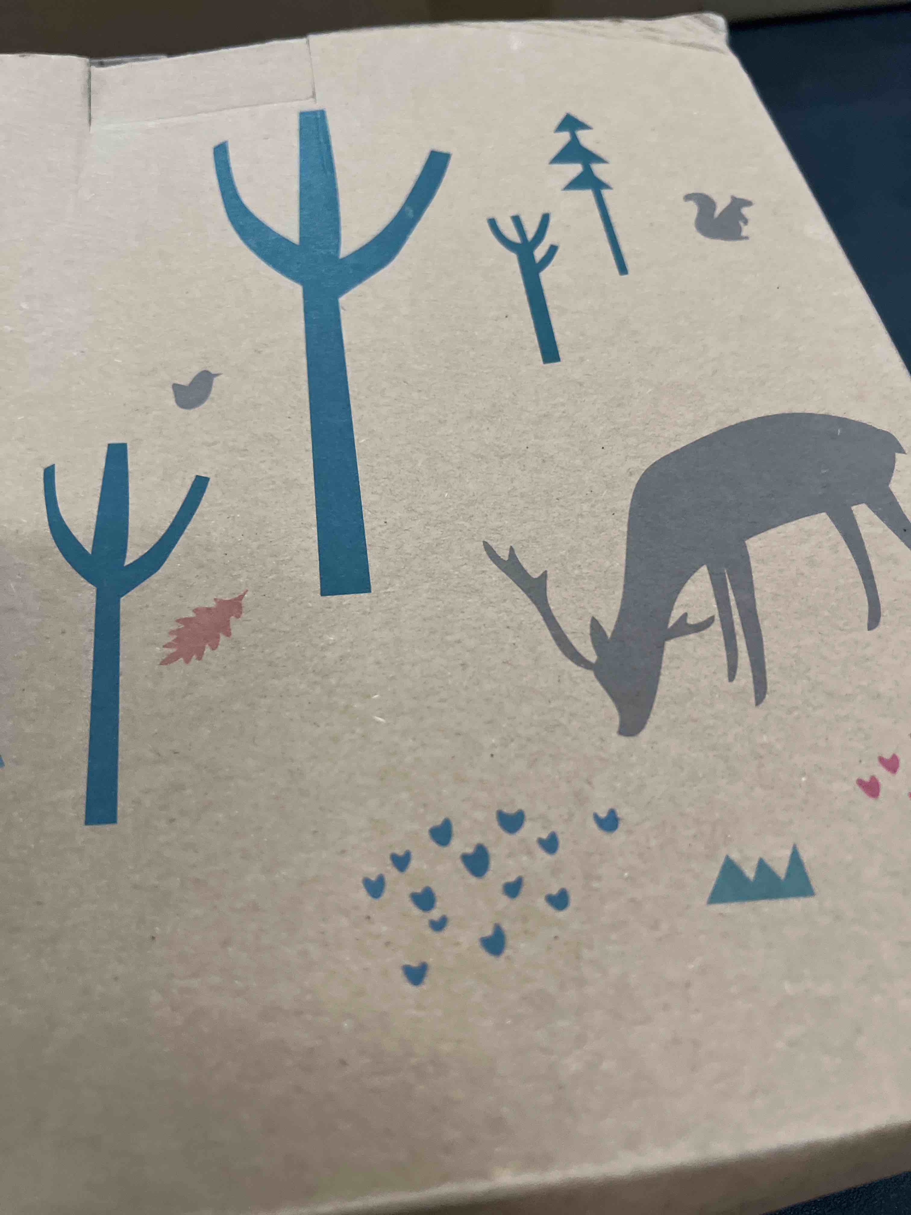 Condition photo showing Good Condition for elk and friends kids 7.8” porcelain divided plates with silicone sleeves | suitable for babies/kids/