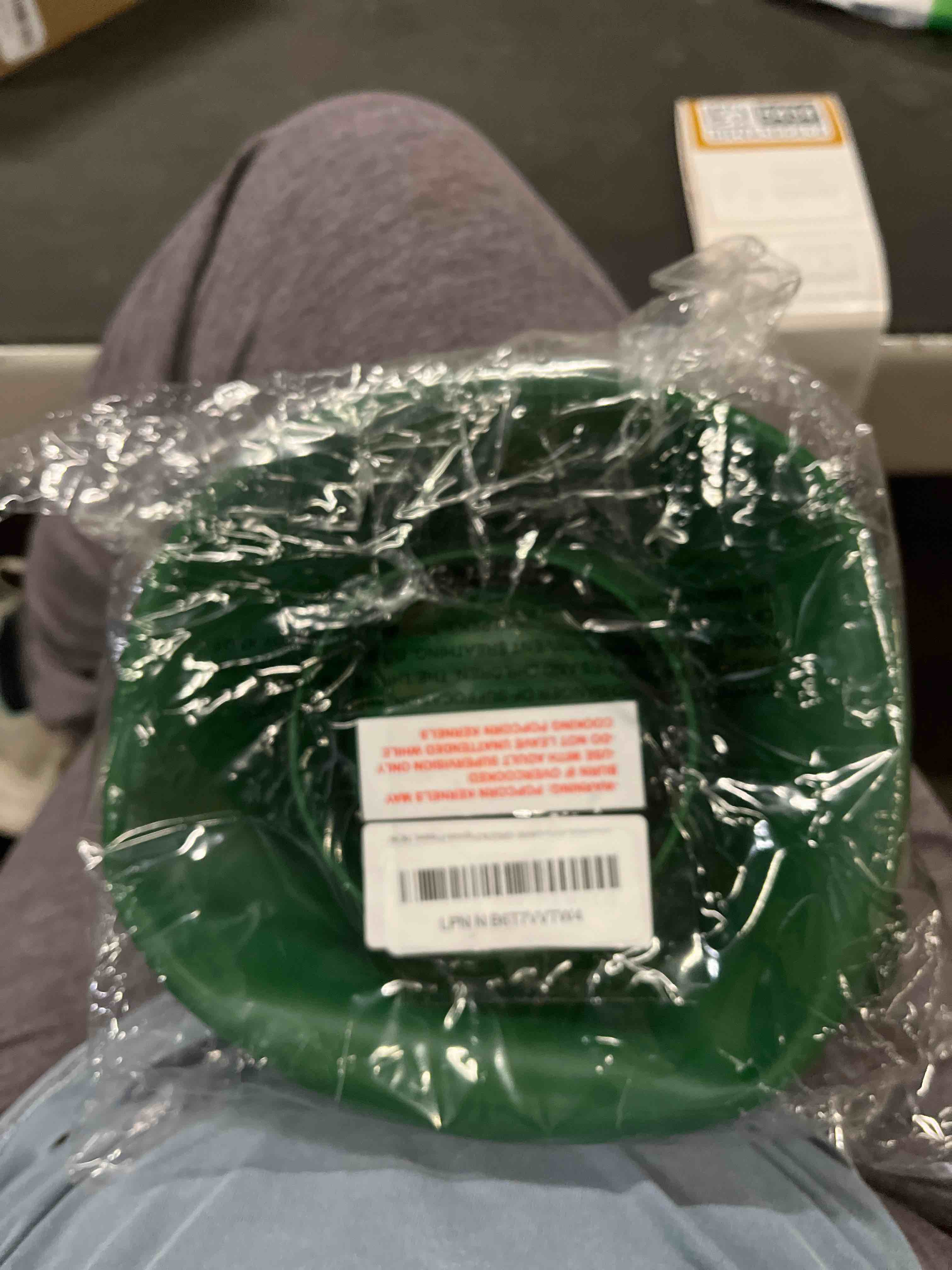 Condition photo showing Good Condition for the original salbree collapsible silicone microwave popcorn popper maker machine, microwavable bowl holds 16 cups, uses hot air and oil always optional - the most colors available (hunter green)