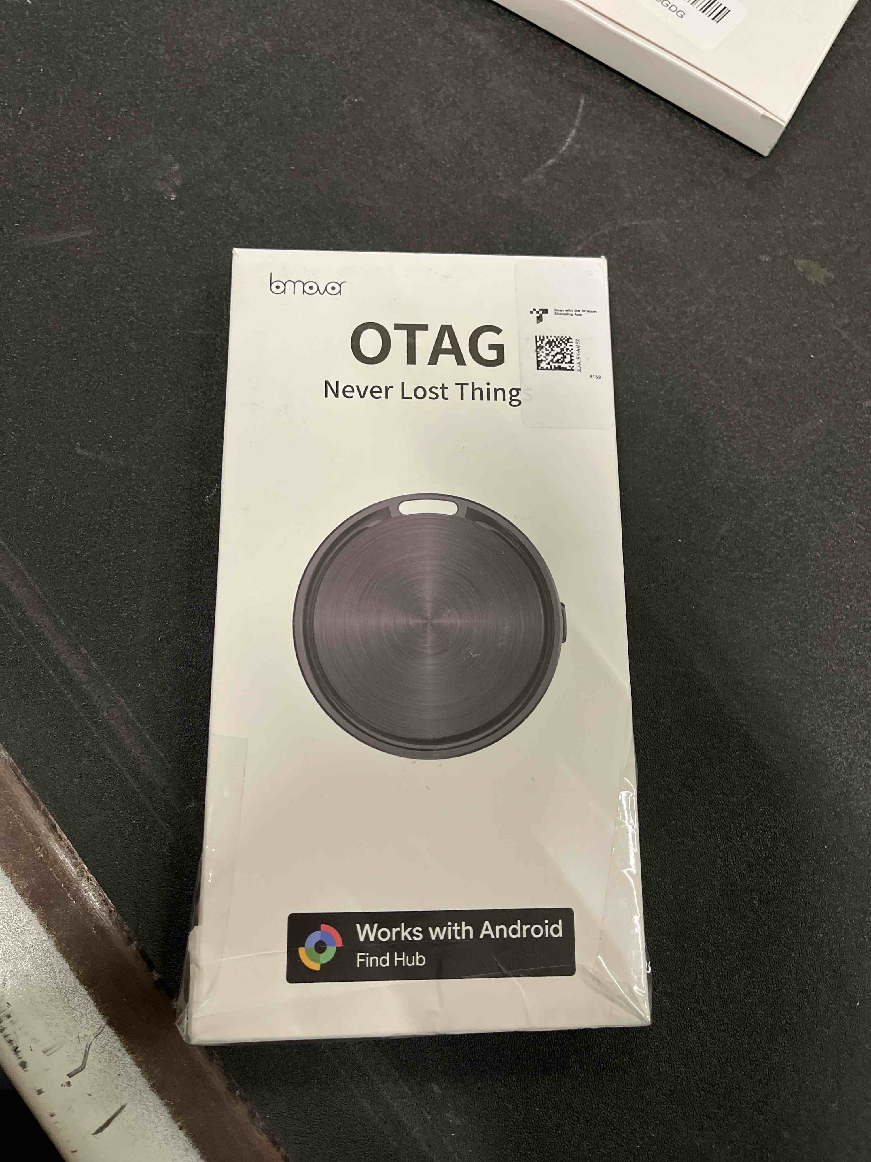 Condition photo showing Good Condition for air tags for android,air tags-4 pack android,air tracker tags with 4 case,2 year battery life,google find trackers for google's find hub app,ip65 waterproof luggage air tracker tag for keys black-4