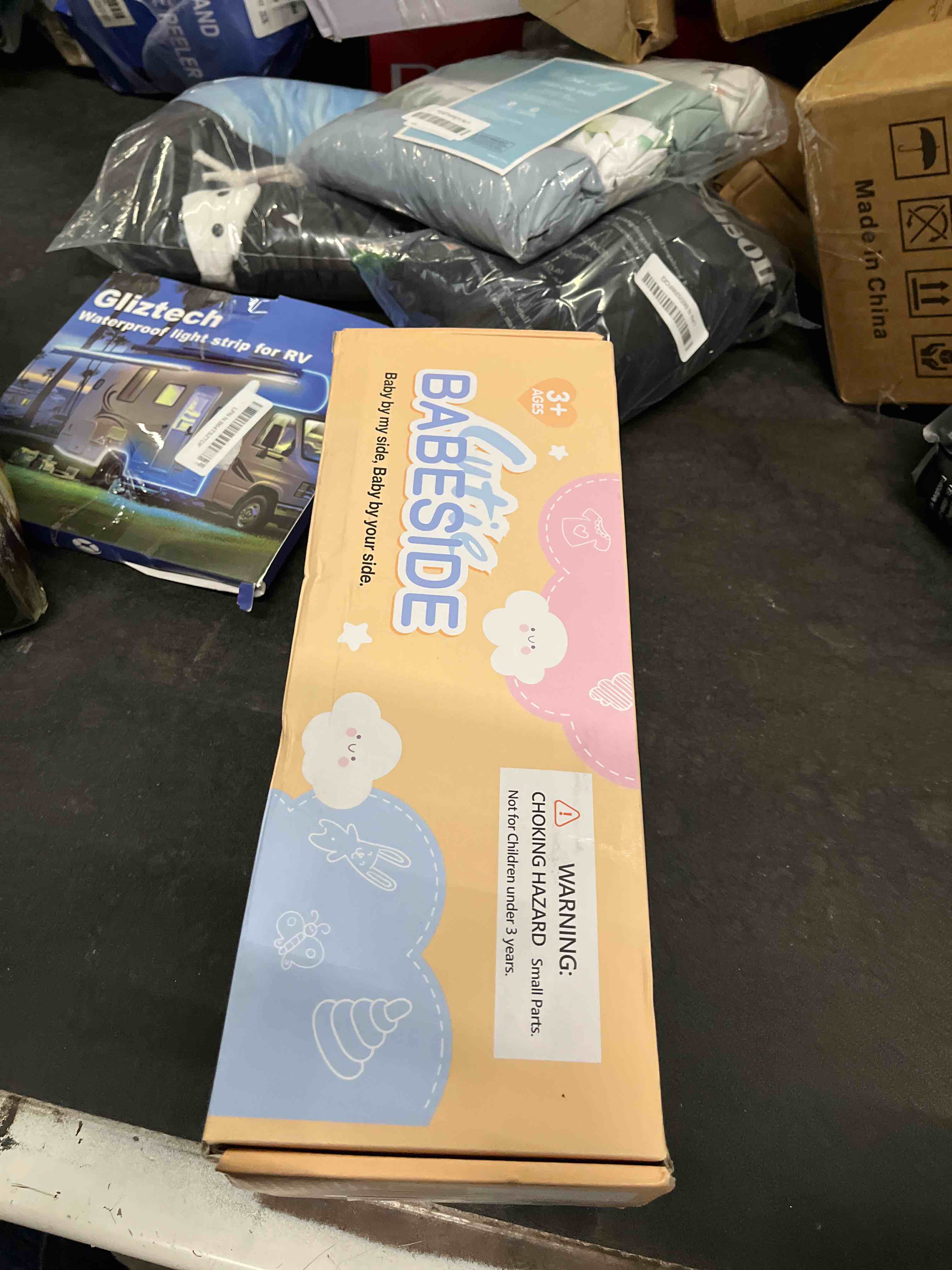 https://s3.amazonaws.com/lotting-images-prod/RustDustWanderlust/BRN4365576_1775823935487.jpeg