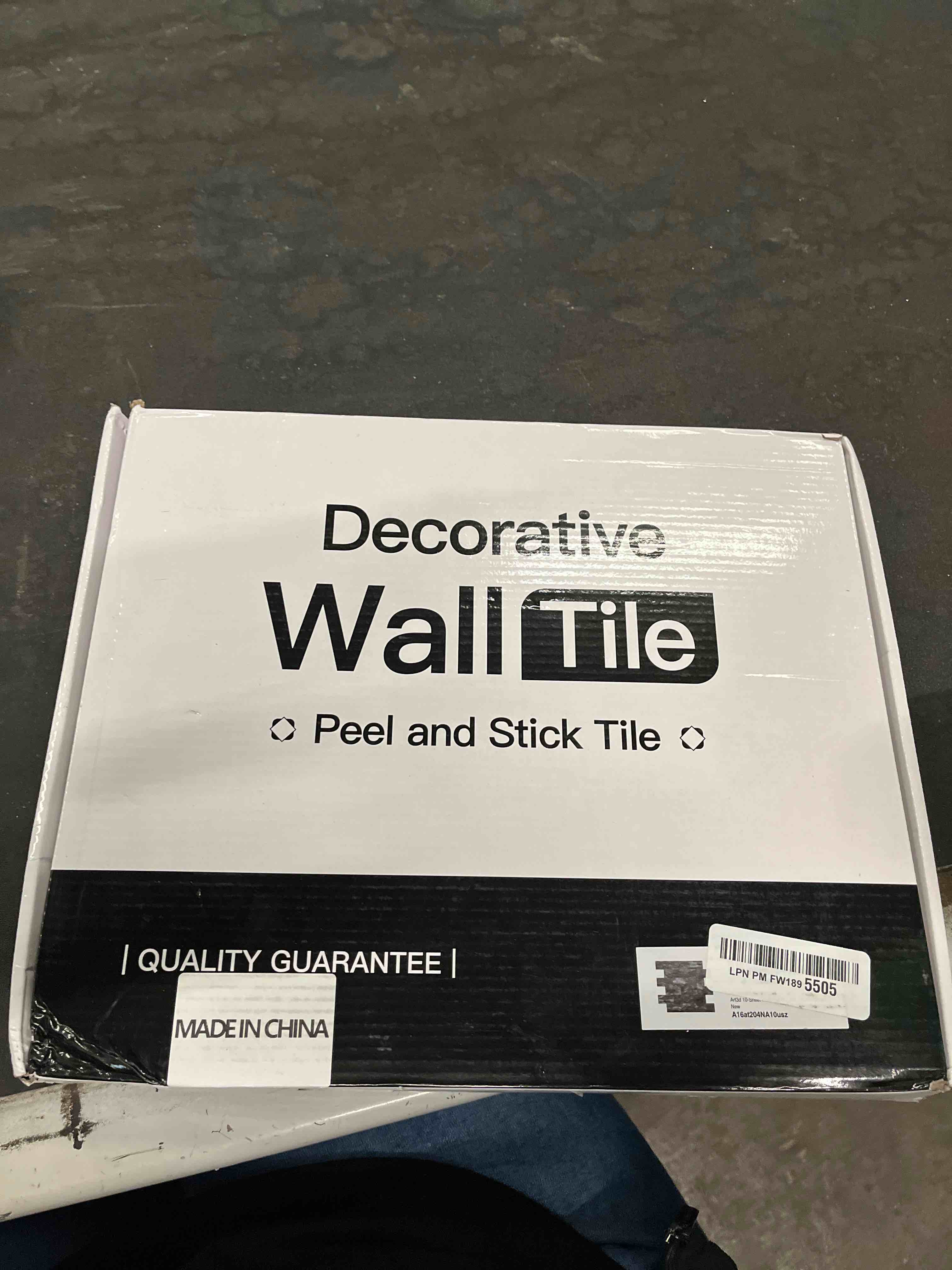 Condition photo showing Good Condition for art3d 10-sheet peel and stick backsplash pvc wall tile, stickon tile for kitchen backplash, bathroom