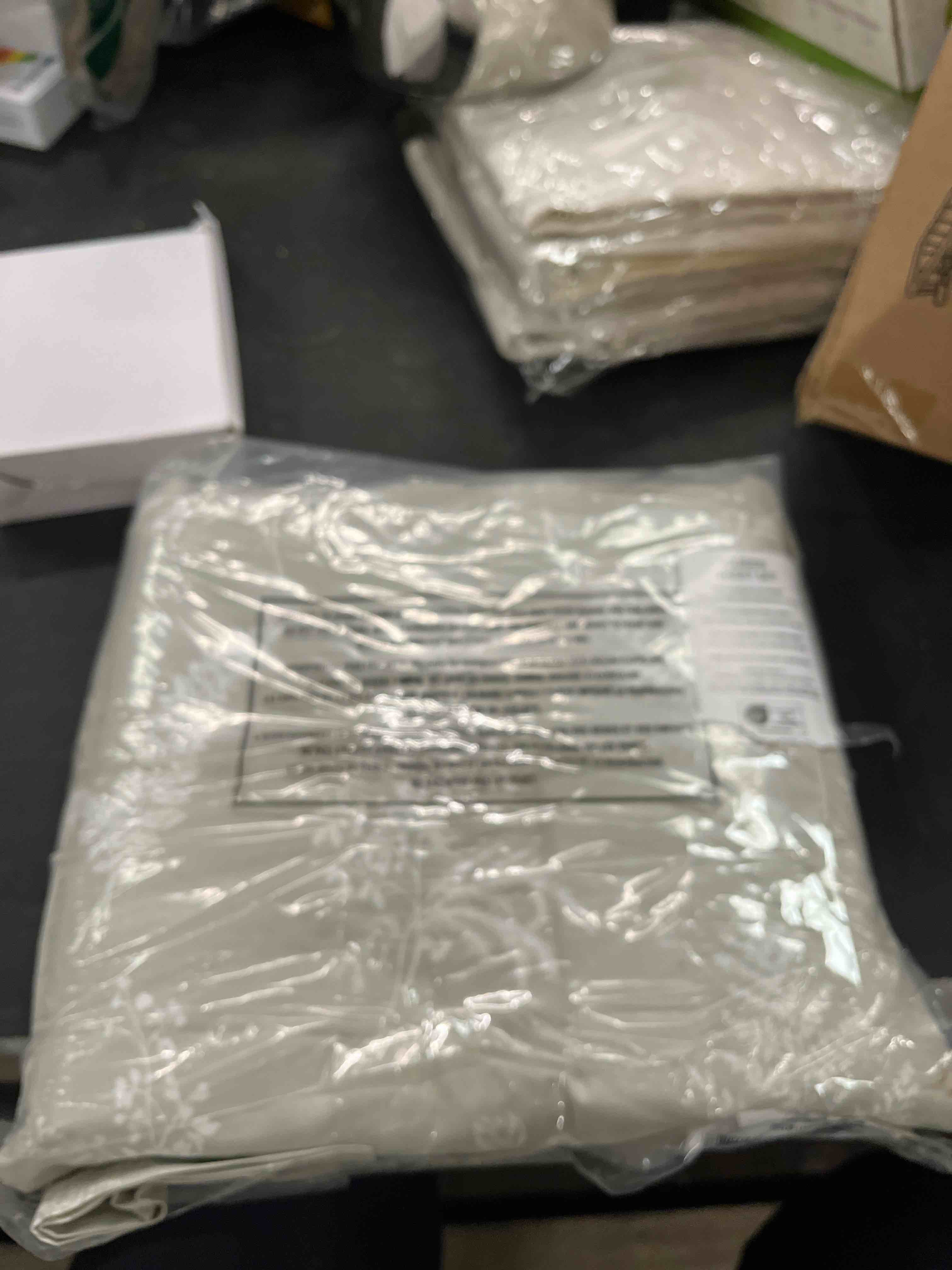 Condition photo showing Good Condition for stone cottage - queen sheets, cotton percale bedding set, crisp & cool ideal bedding set (foliage, queen) foliage queen
