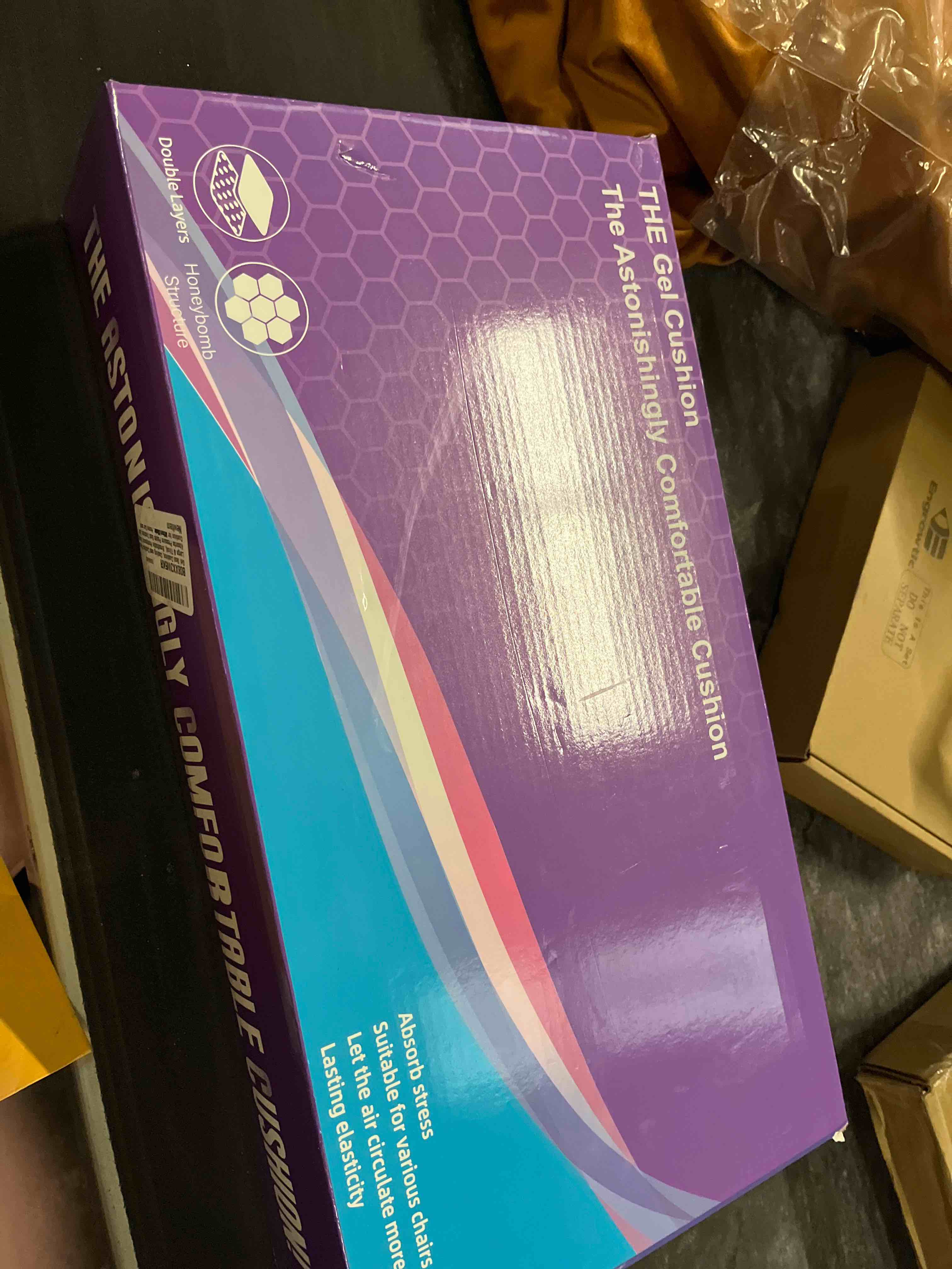Condition photo showing Good Condition for gel seat cushion, cooling seat cushion (super large & thick), breathable honeycomb design absorbs pr