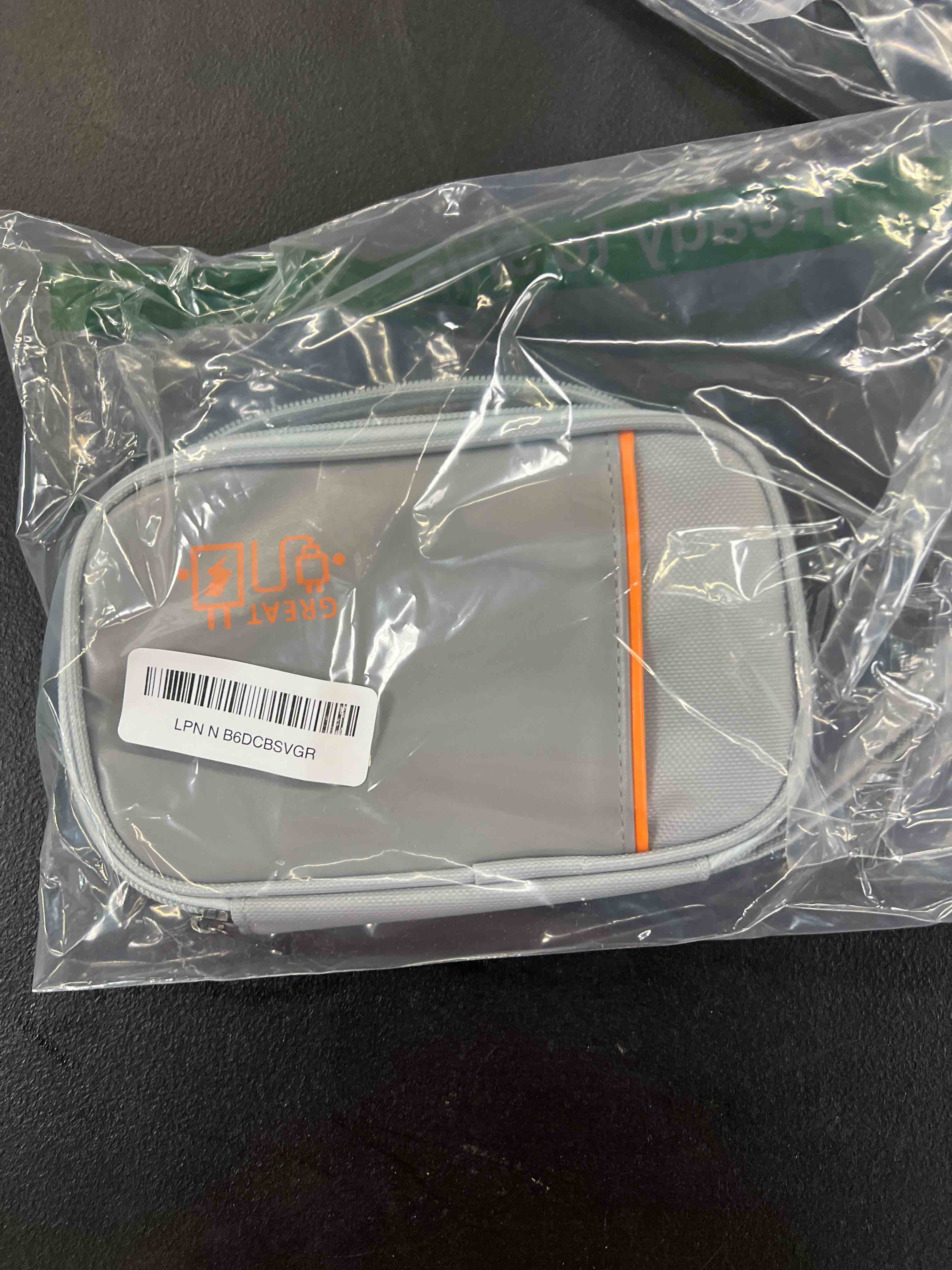 https://s3.amazonaws.com/lotting-images-prod/RustDustWanderlust/BRN4369626_1776095030475.jpeg