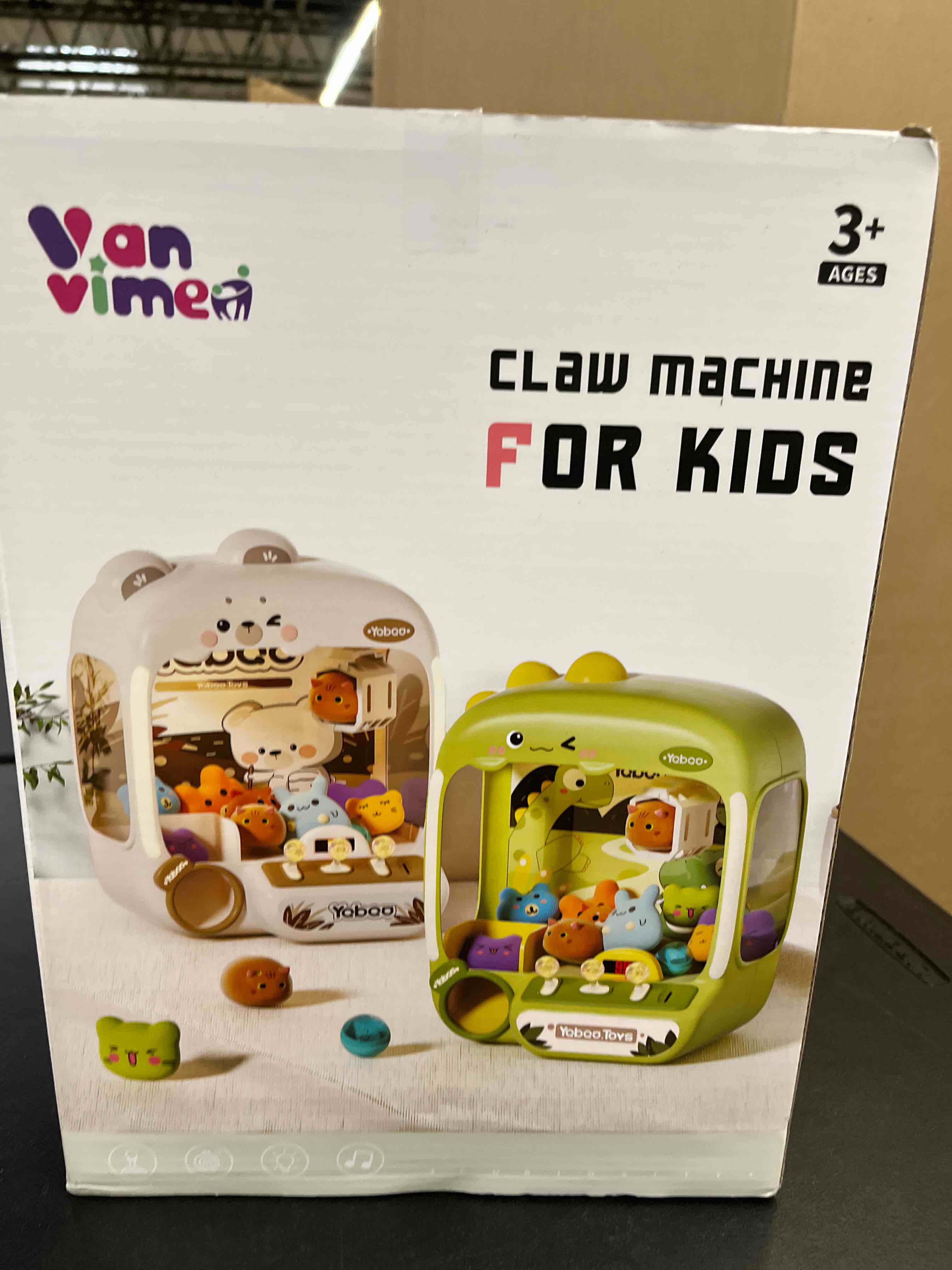 https://s3.amazonaws.com/lotting-images-prod/RustDustWanderlust/BRN4370603_1776173886683.jpeg