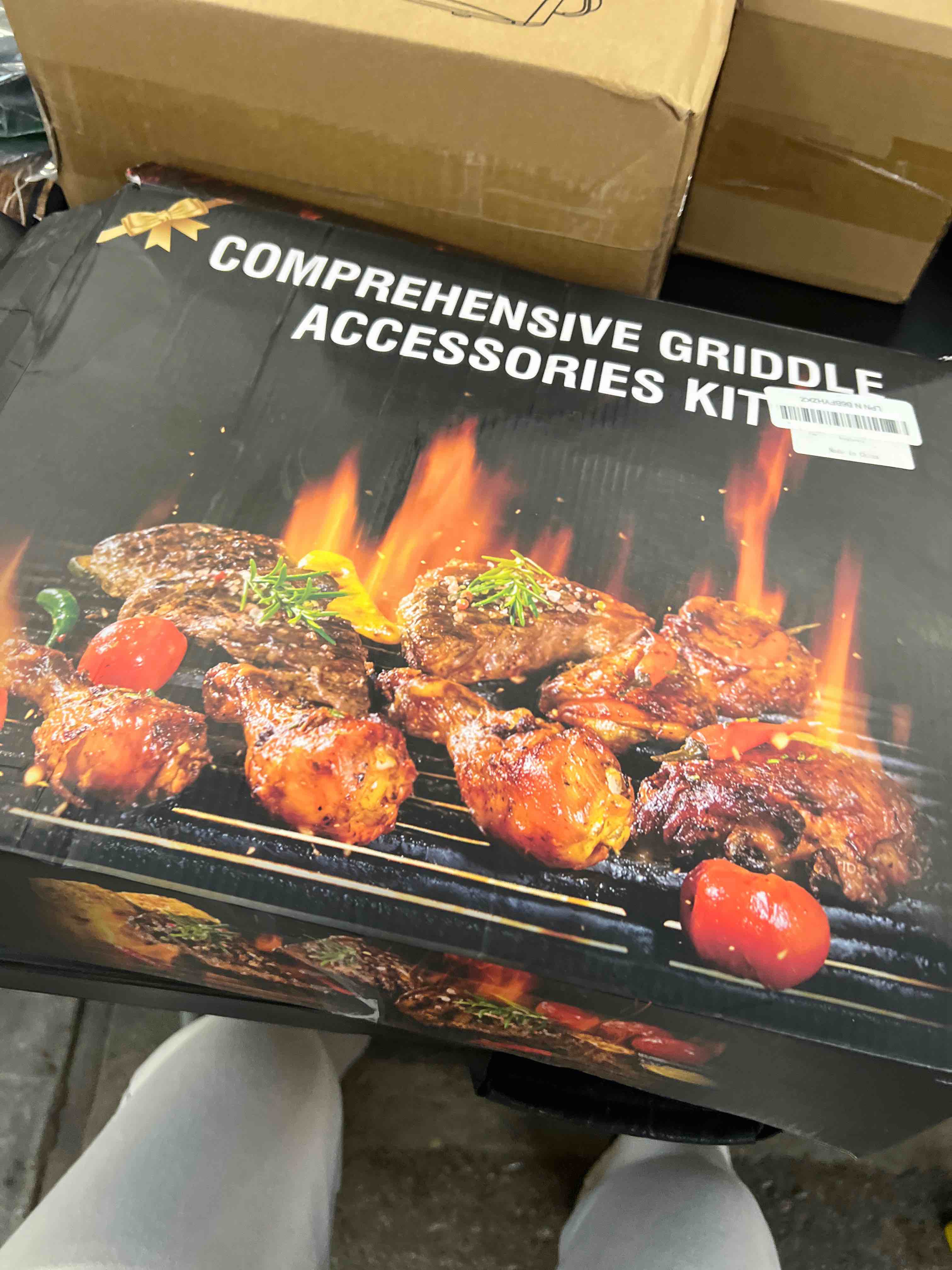 Condition photo showing Good Condition for 139pcs griddle accessories for blackstone, perfect flat top grill accessories for camp chef, griddle spatula set with metal spatula, enlarged spatulas, basting cover for outdoor barbecue