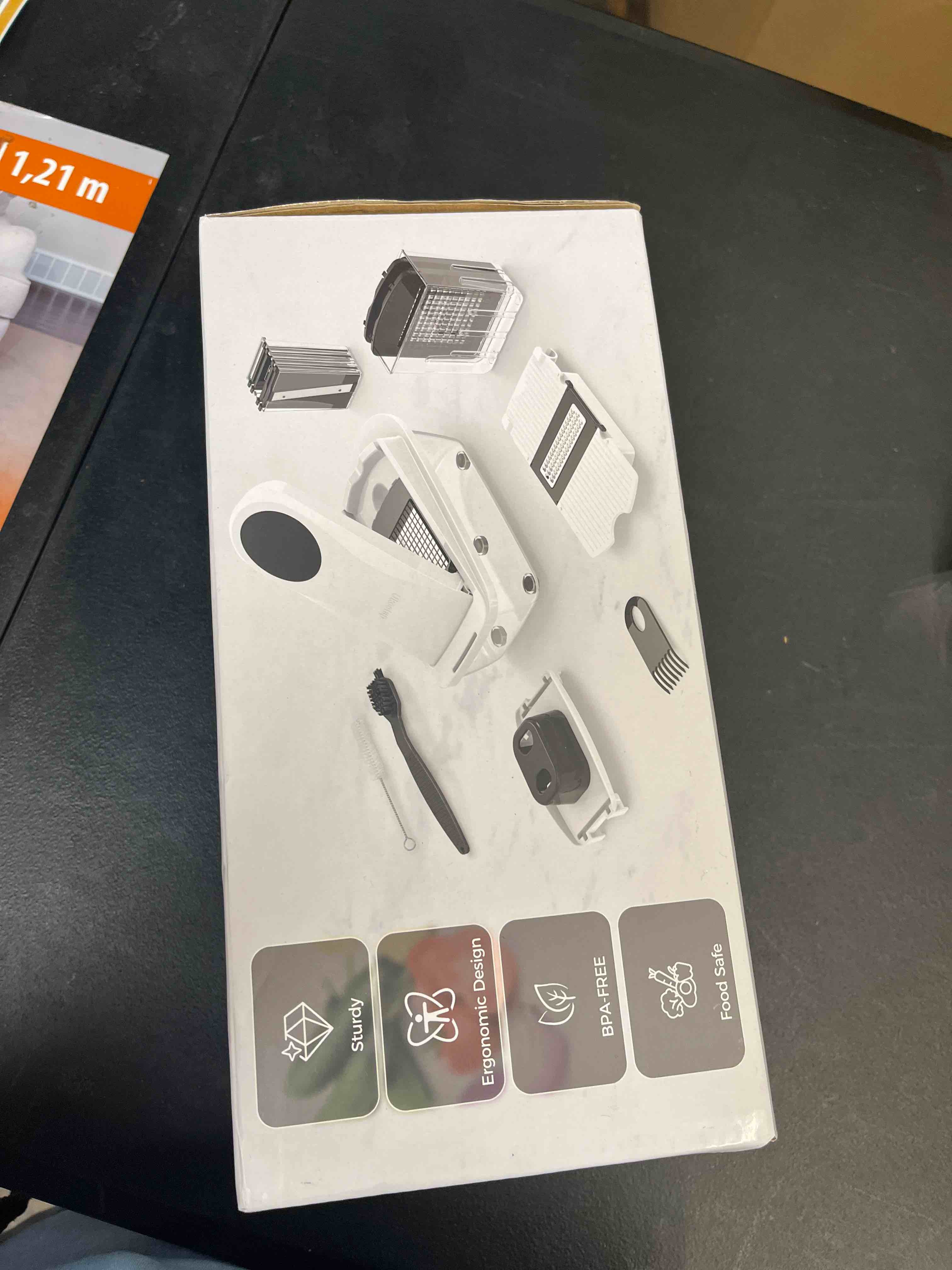 https://s3.amazonaws.com/lotting-images-prod/RustDustWanderlust/BRN4370871_1776180985500.jpeg