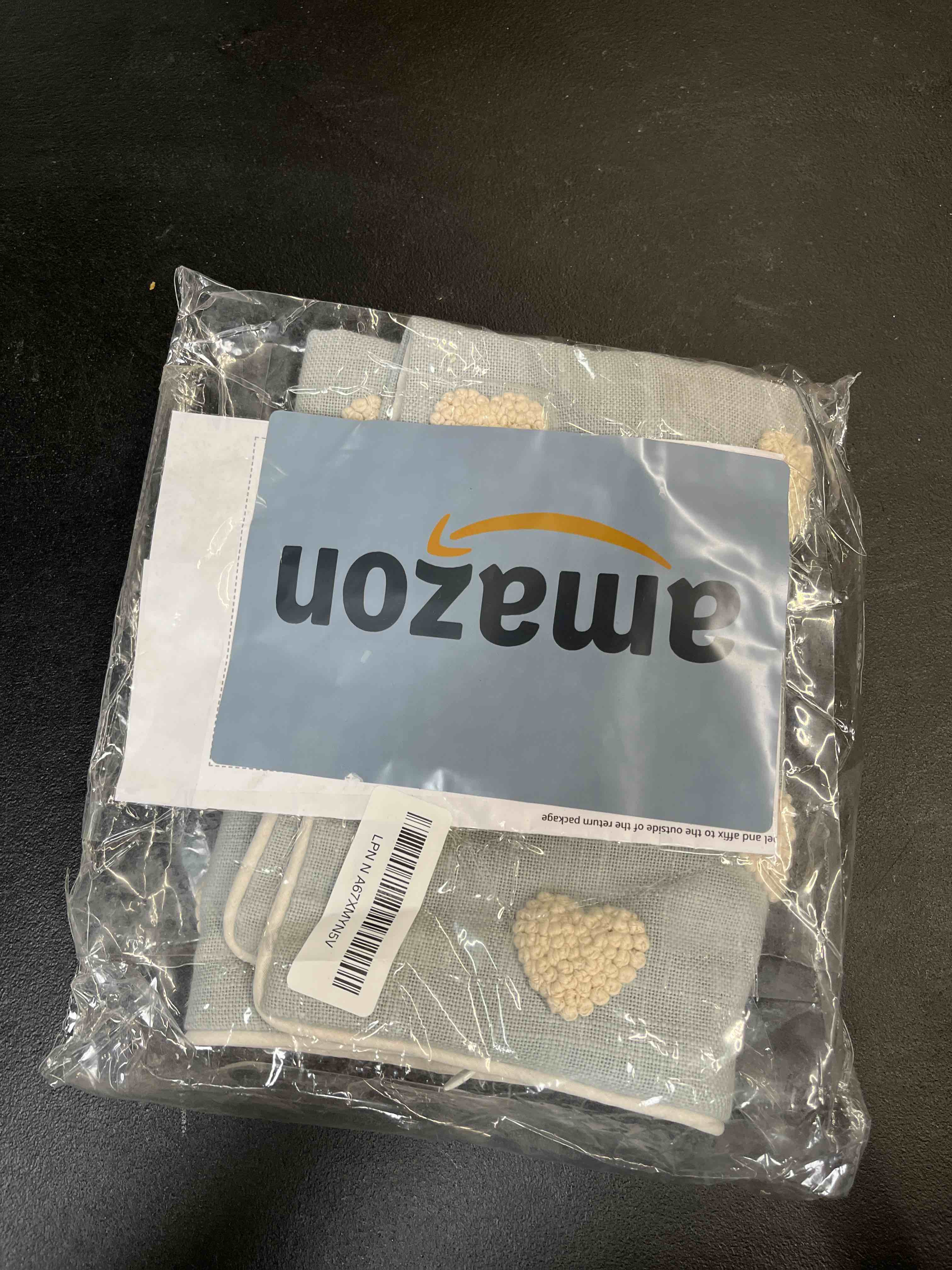 https://s3.amazonaws.com/lotting-images-prod/RustDustWanderlust/BRN4370942_1776182034764.jpeg
