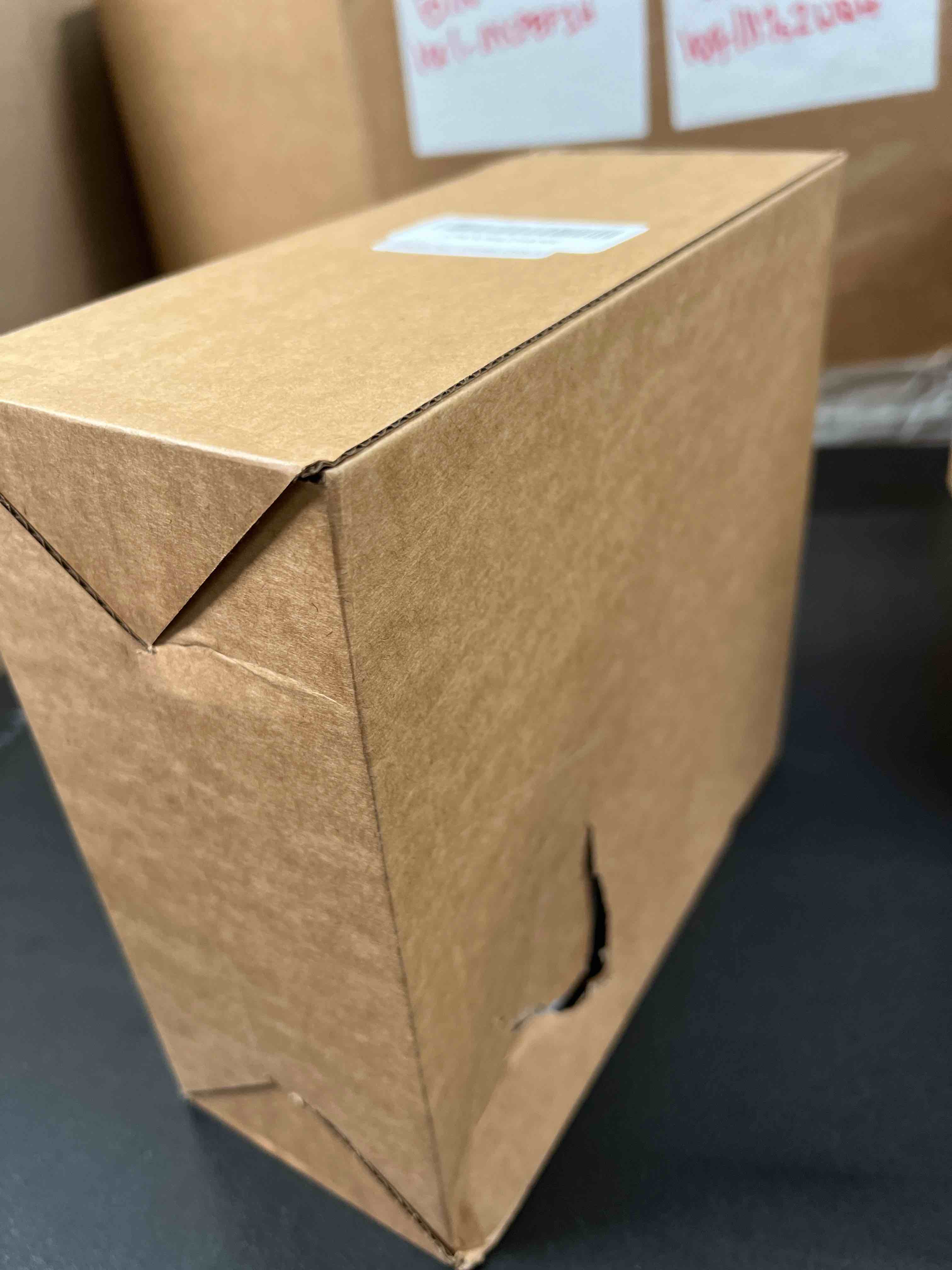 https://s3.amazonaws.com/lotting-images-prod/RustDustWanderlust/BRN4371142_1776185020913.jpeg