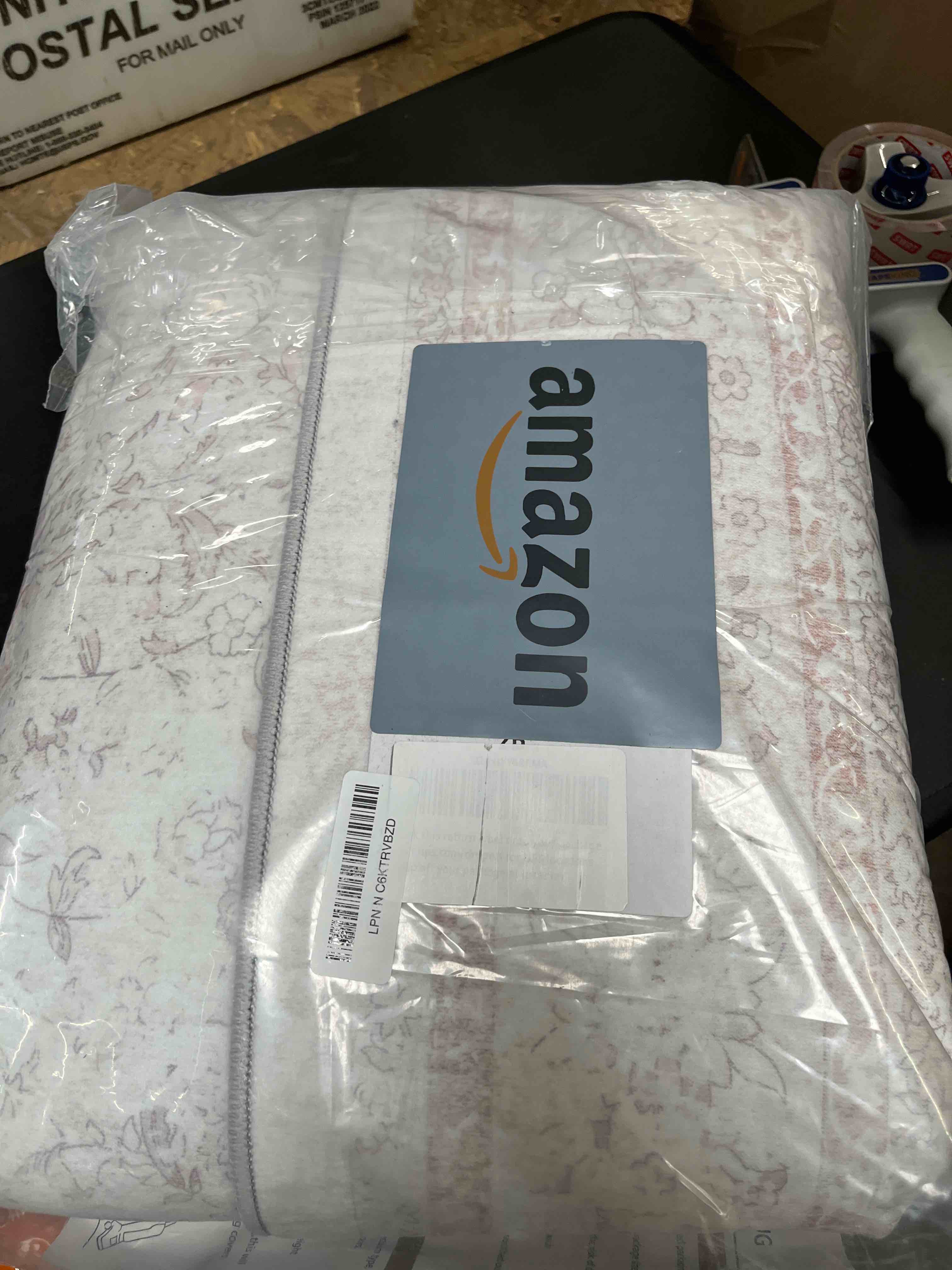 https://s3.amazonaws.com/lotting-images-prod/RustDustWanderlust/BRN4374345_1776886138783.jpeg