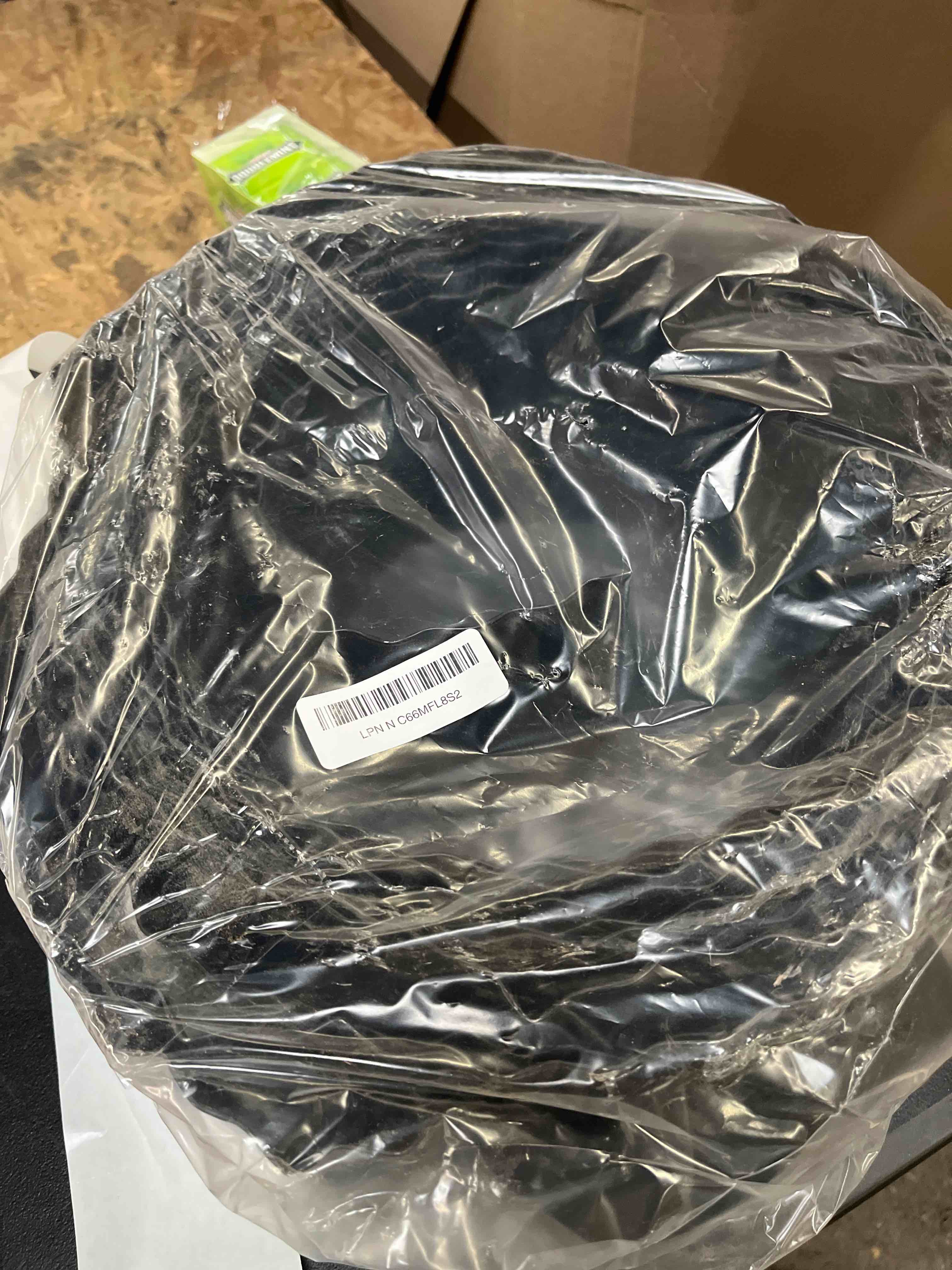 Condition photo showing Good Condition for vevor galvanized steel landscape edging, 40 ft x 6 in metal edging for landscaping with gloves, easy-to-install bendable metal strips, heavy duty metal garden edge border for flower bed, yard pathway black 40 ft x 6 in