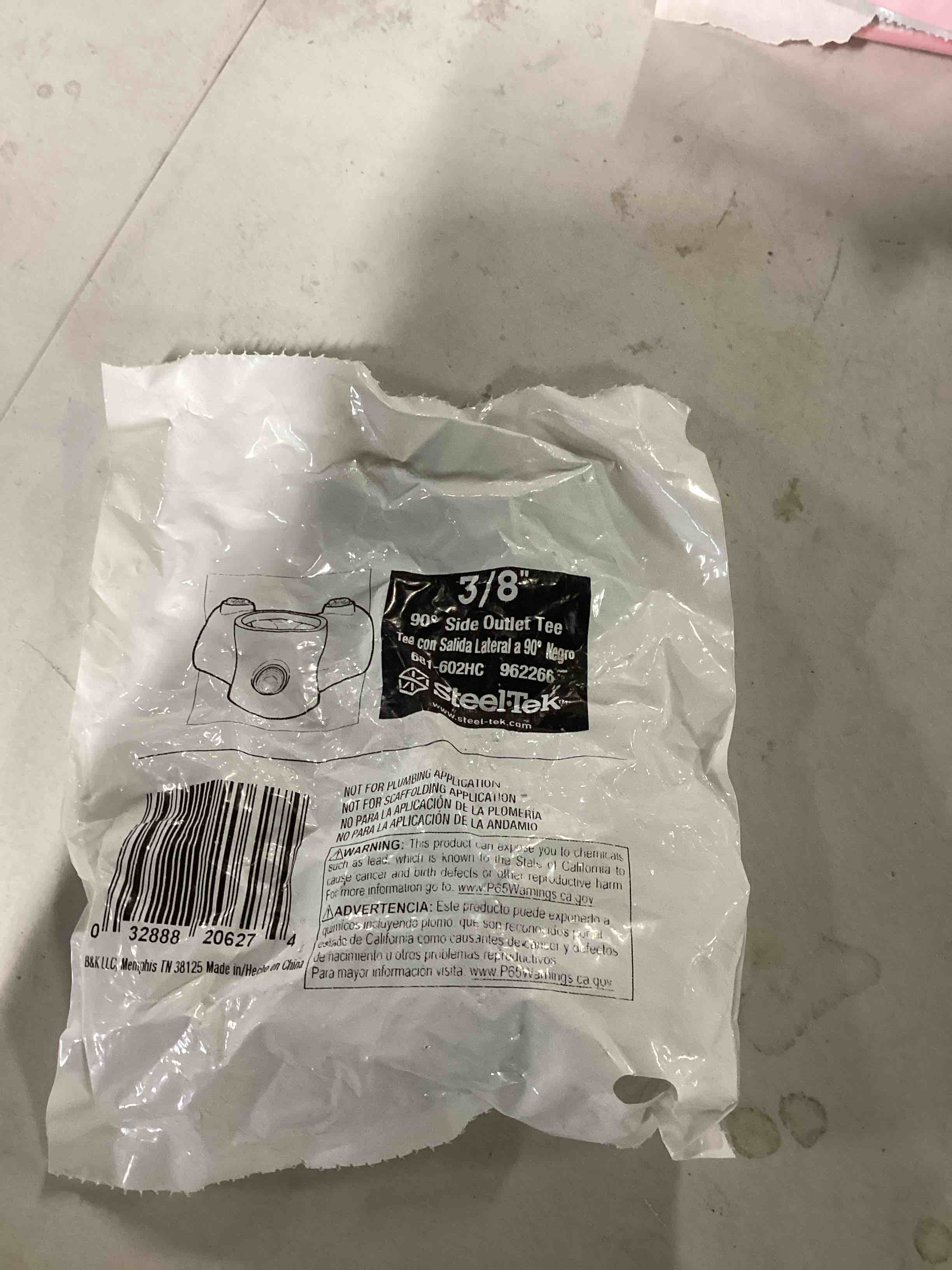 Condition photo showing Good Condition for Black 3/8-in 90° Side Outlet Tee fits Pipe O.D. 0.675-in