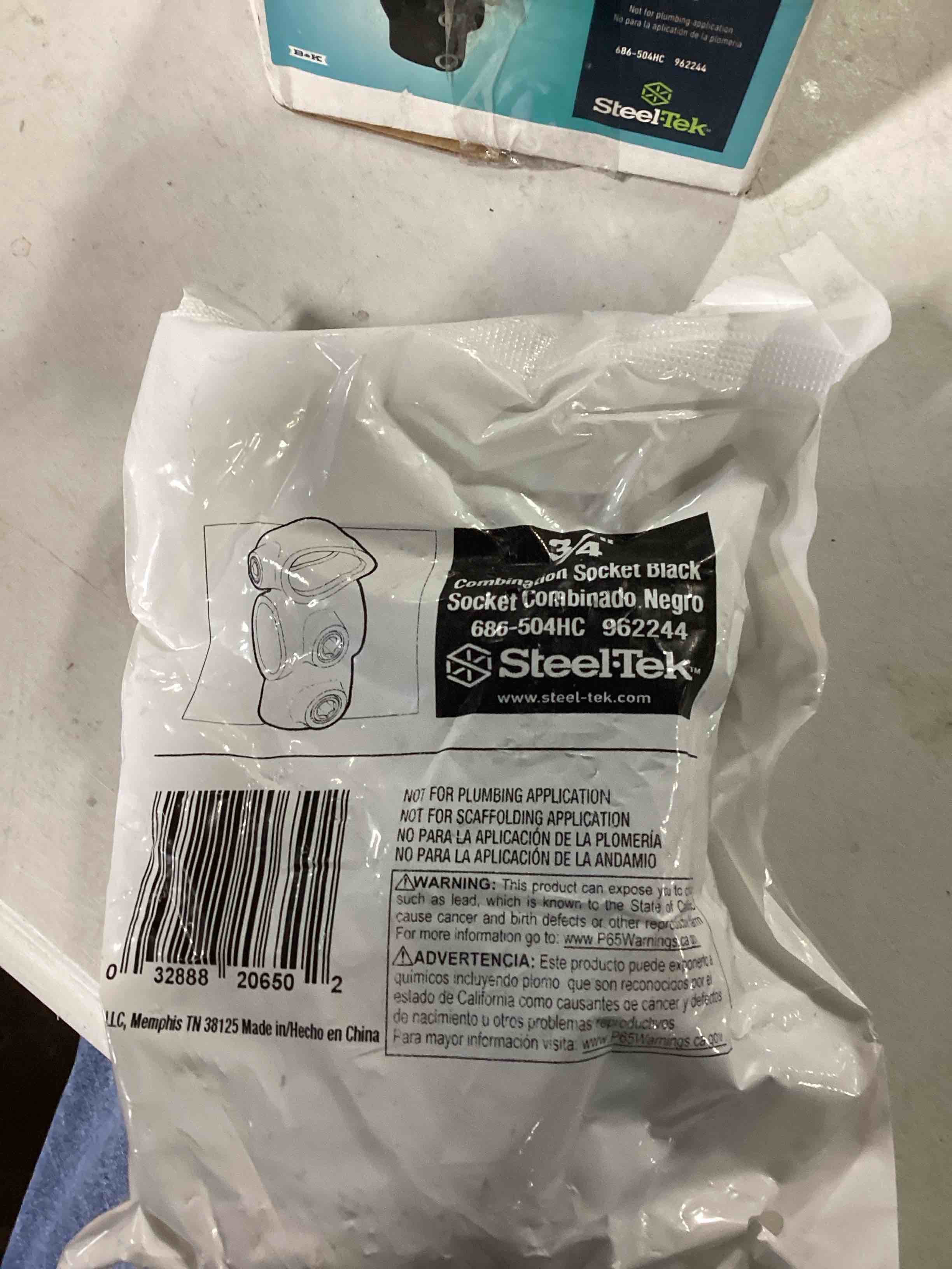 Condition photo showing Good Condition for SteelTek Black 3/4-in Combo Socket